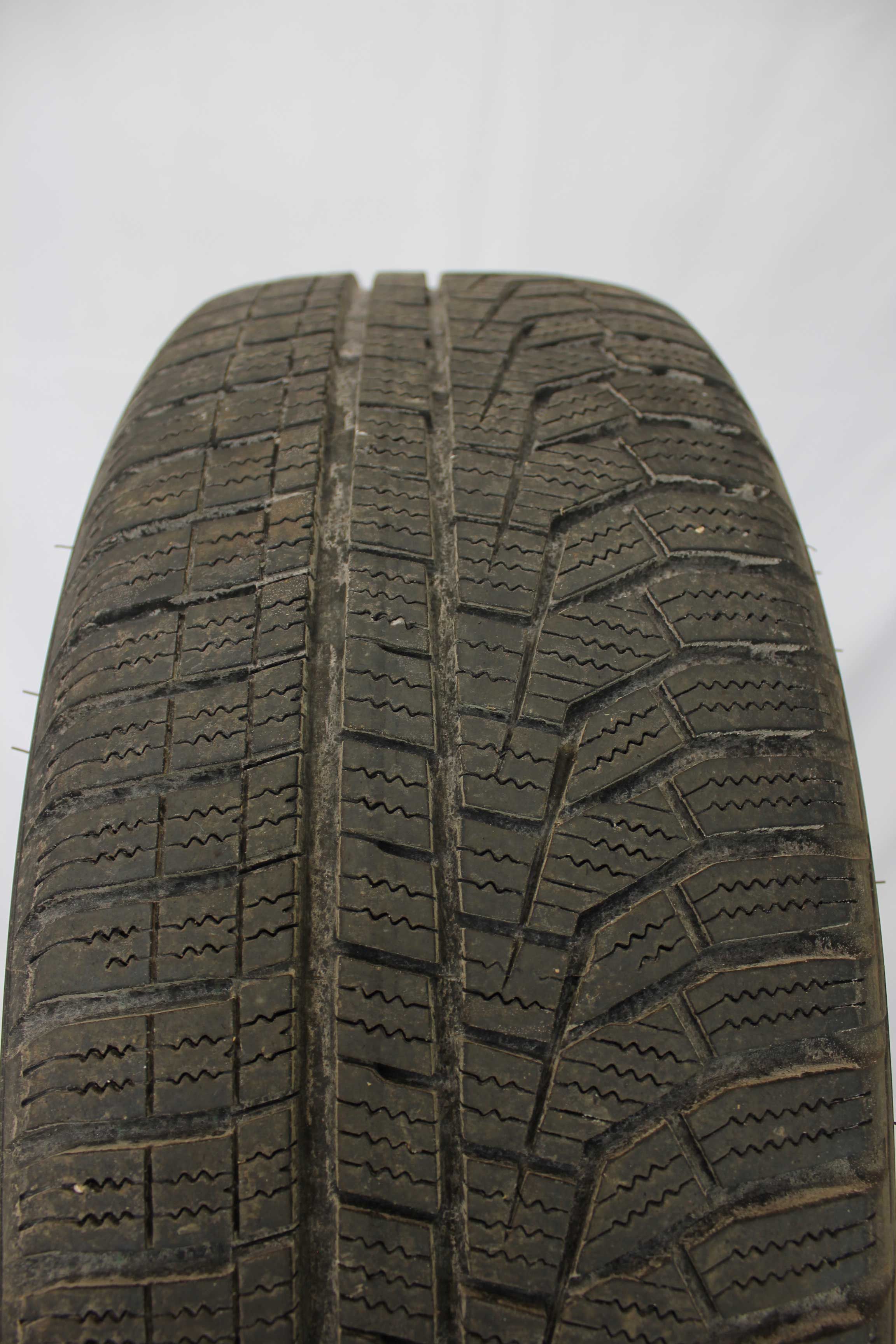 Winterkomplettradsatz-Mercedes-Benz-A-Klasse-A177-Alufelge-17Zoll-A1774010300-Winterreifen-Hankook-Winter-iceptevo2MO-205-55-R17-91H-6