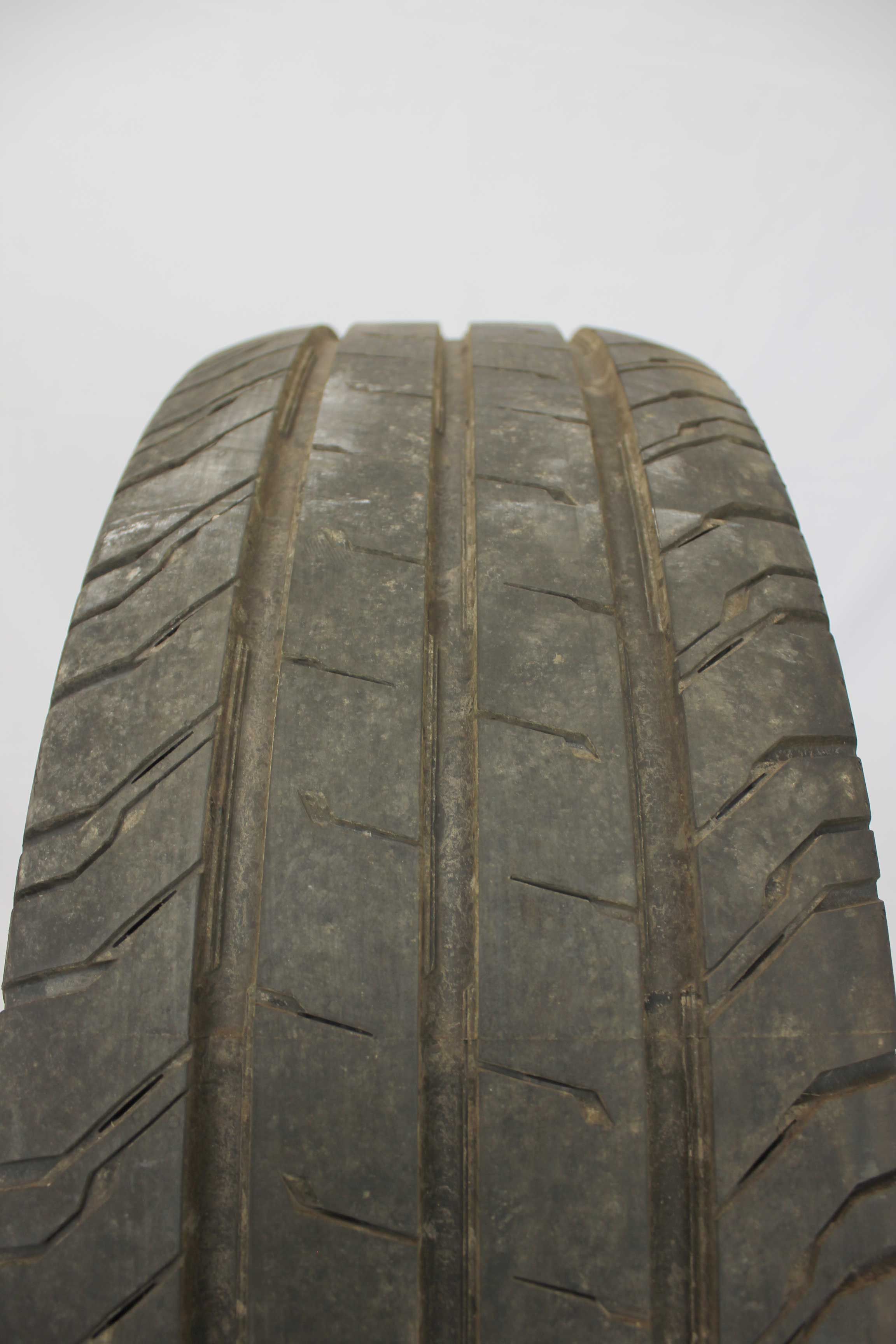 Sommerreifen continental contivancontact200 235 65 r16c 115 113r 5 (28) Sommerreifen continental contivancontact200 235 65 r16c 115 113r 5 (28)