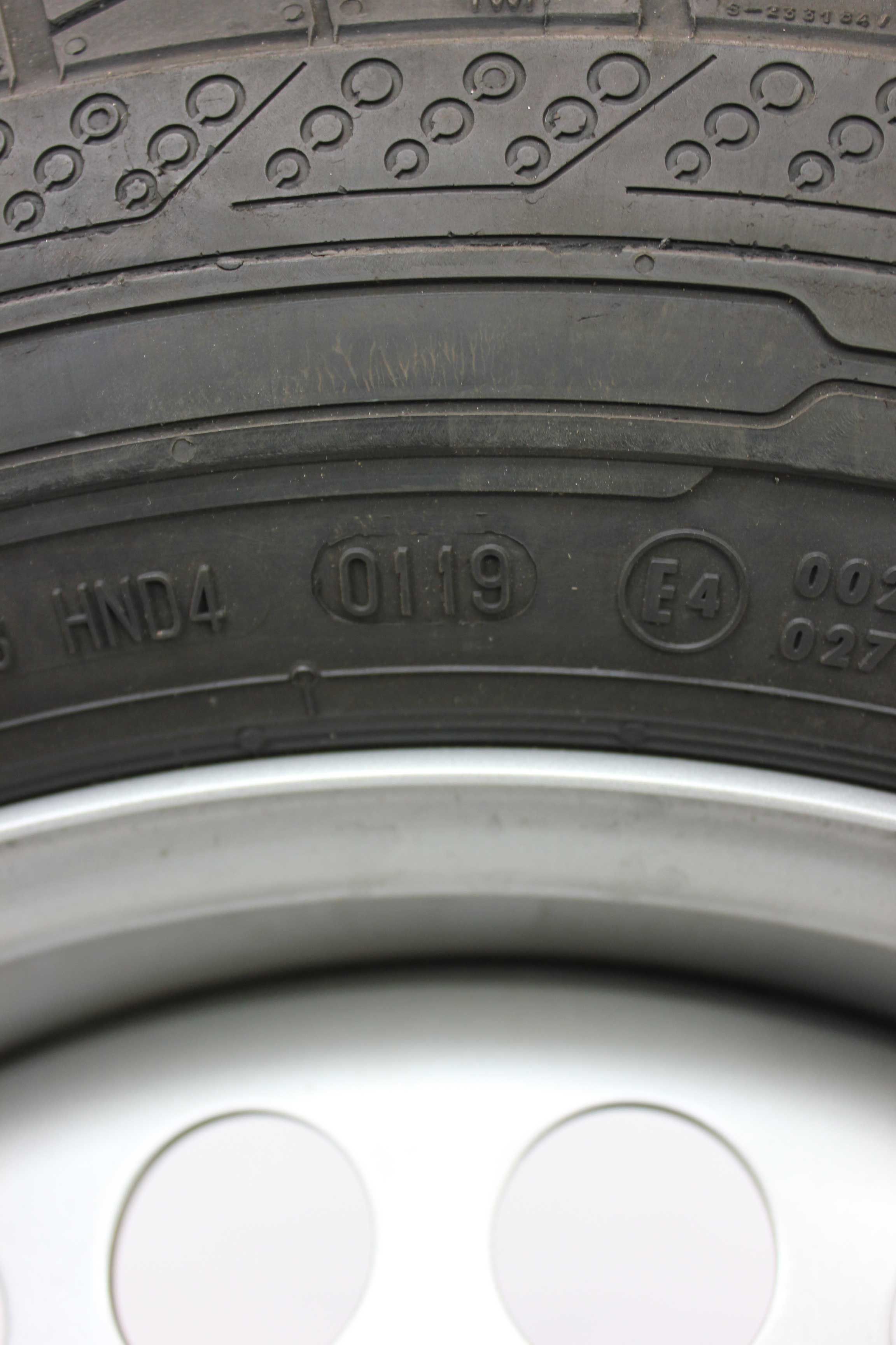 Sommerkomplettradsatz-Volkswagen-7H0-T5-Stahlfelge-16Zoll-7H0601027D-Sommerreifen-Continental-ContiVanContact200-205-65-R16C-107-105T-15