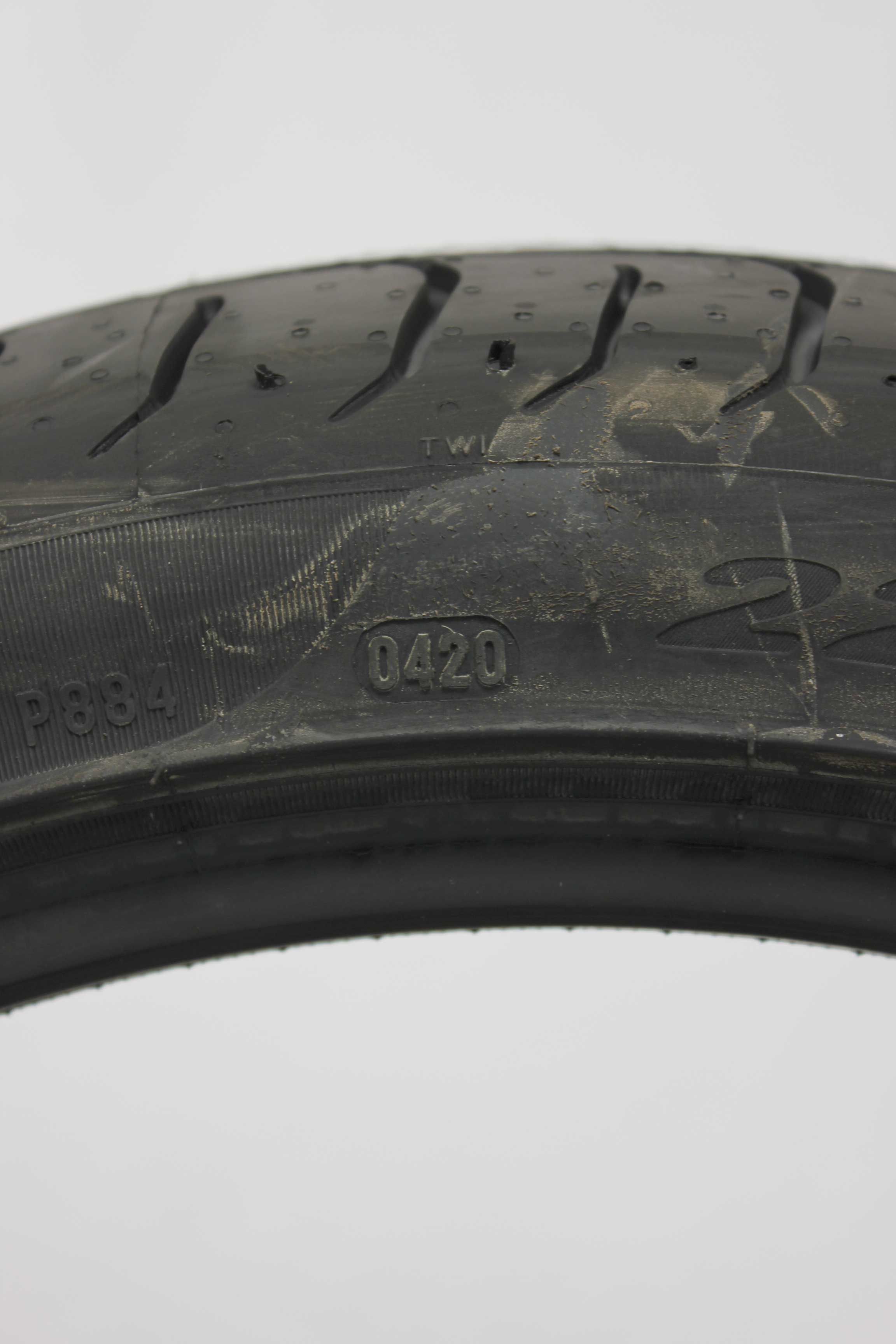 Sommerreifen pirelli pzero 225 40 zr19 93y xl 4 (1)