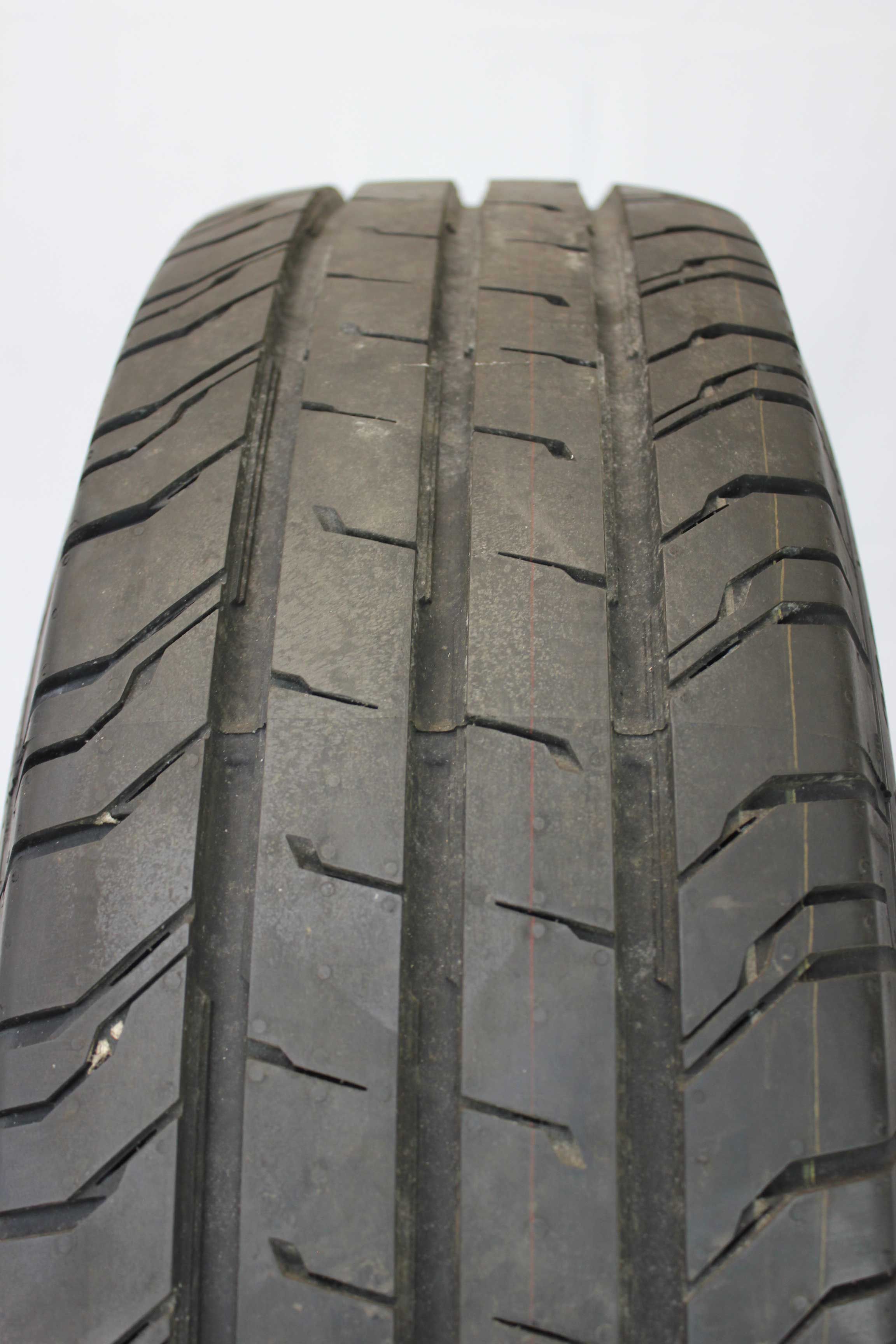 Sommerkomplettradsatz-Volkswagen-2N0-Crafter-Stahlfelge-16Zoll-2N0601027L-Sommerreifen-Continental-ContiVanContact200-205-75-R16C-113-111R-6_(3)