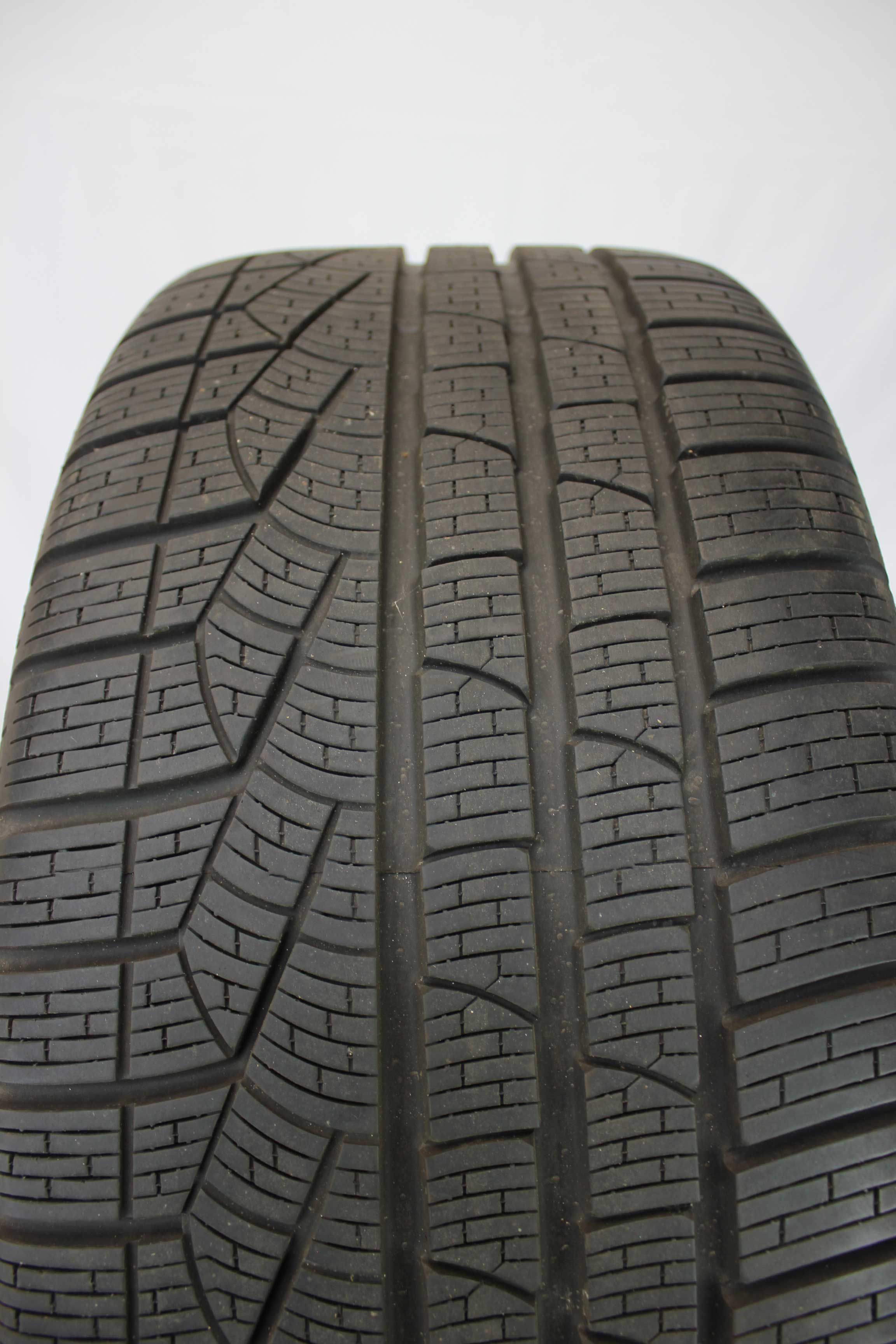 Winterkomplettradsatz-Mercedes-Benz-SL-A231-Alufelge-18Zoll-A2314012902-Winterreifen-Pirelli-SottozeroWinter240-Serie2MO-255-40-R18-99V-XL-6 Winterkomplettradsatz-Mercedes-Benz-SL-A231-Alufelge-18Zoll-A2314012902-Winterreifen-Pirelli-SottozeroWinter240-Serie2MO-255-40-R18-99V-XL-6