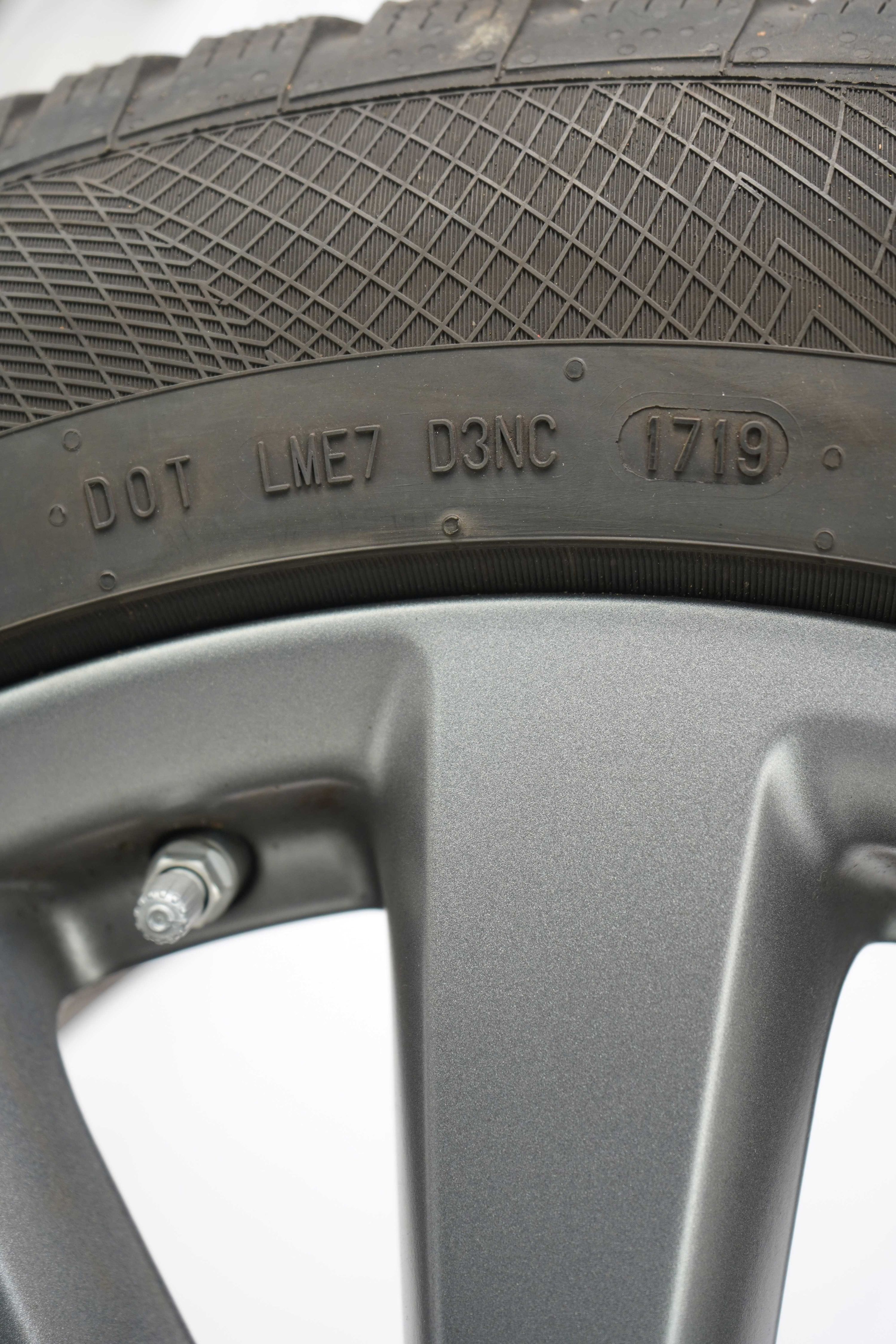 Winterkomplettradsatz-Mercedes-Benz-gebraucht-A253-GLC-A2534010900-19-Zoll-9
