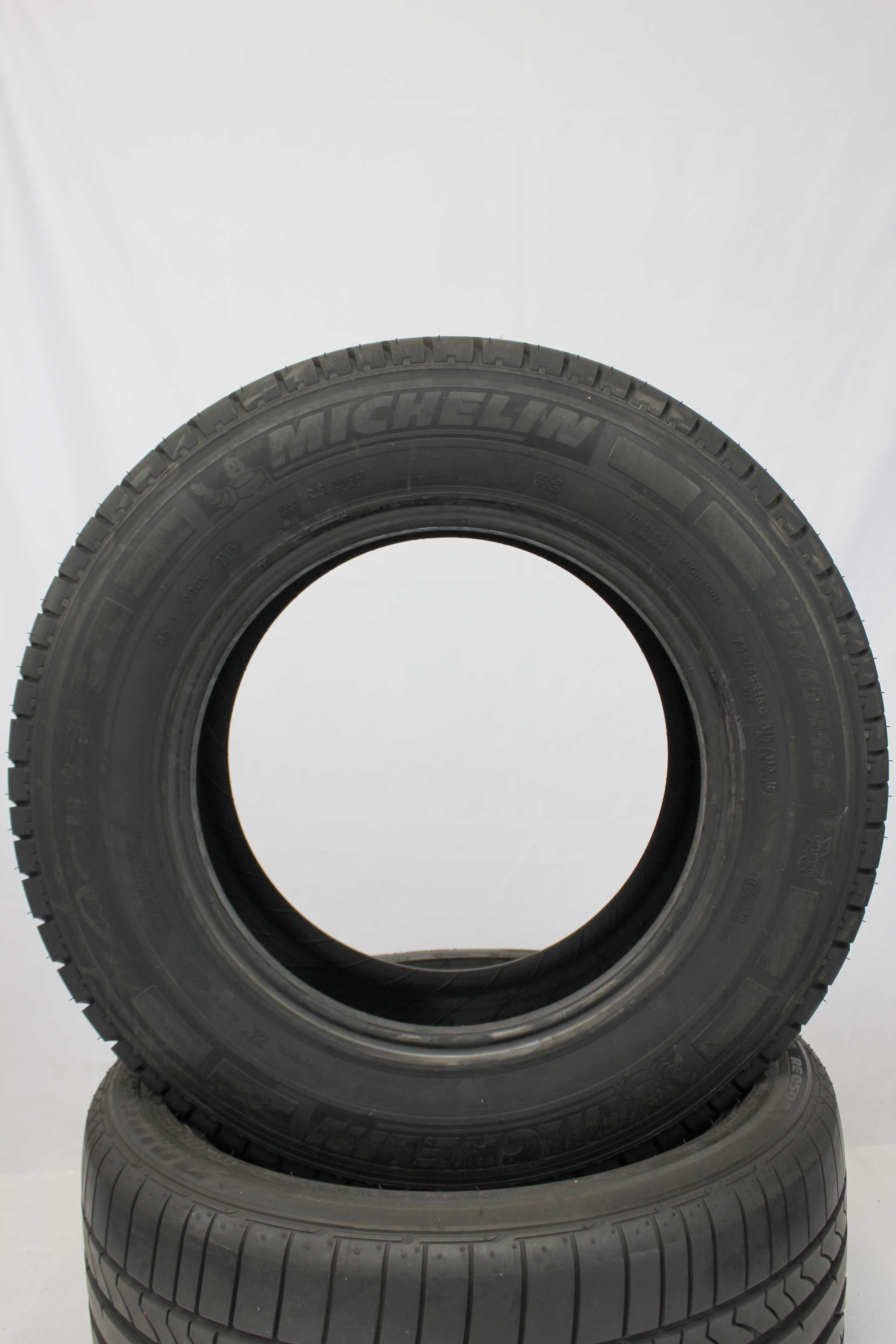 Sommerreifen-Michelin-Agilis+-235-65-R16C-115-113R