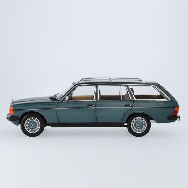 B66040693_mercedes-benz_modellauto_rosier-onlineshop3
