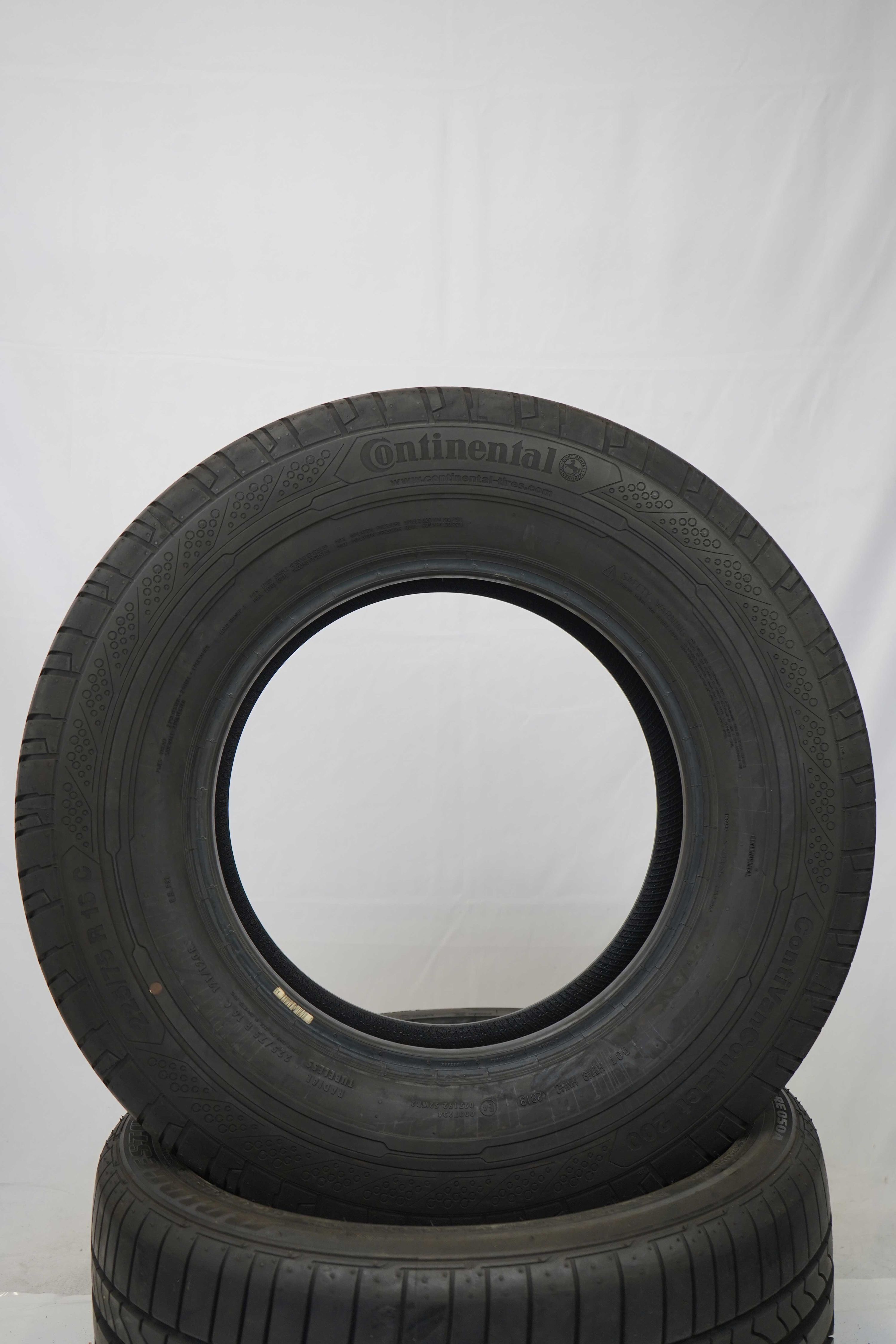 Sommerreifen continental contivancontact200 225 75 r16c 121 120r (1)