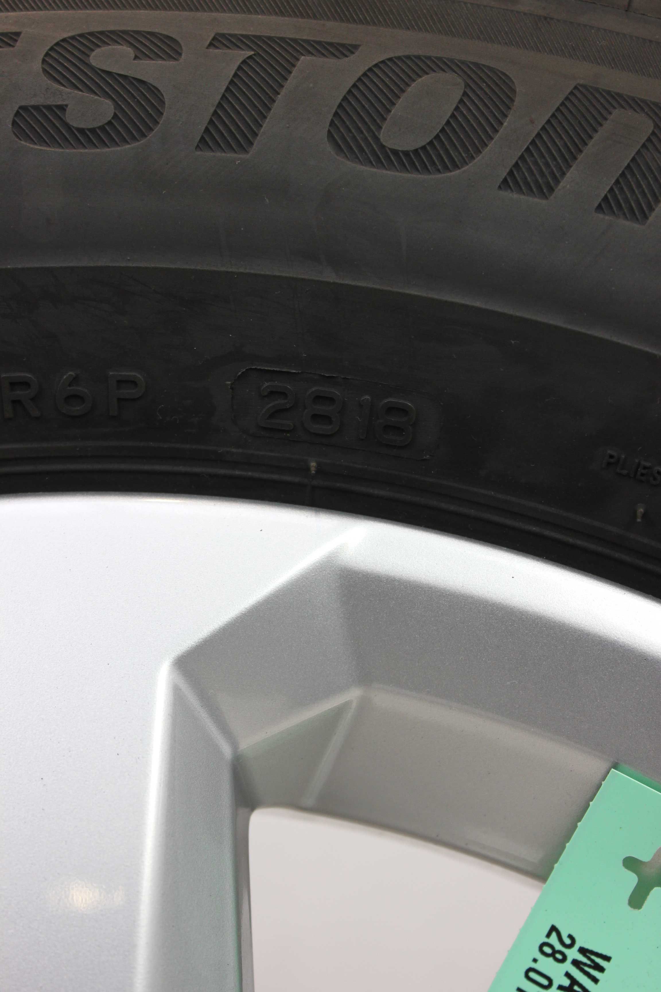 Sommerkomplettradsatz-Audi-81A-Q2-Alufelge-16Zoll-81A601025-Sommerreifen-Bridgestone-TuranzaT001-215-60-R16-95V-14 Sommerkomplettradsatz-Audi-81A-Q2-Alufelge-16Zoll-81A601025-Sommerreifen-Bridgestone-TuranzaT001-215-60-R16-95V-14