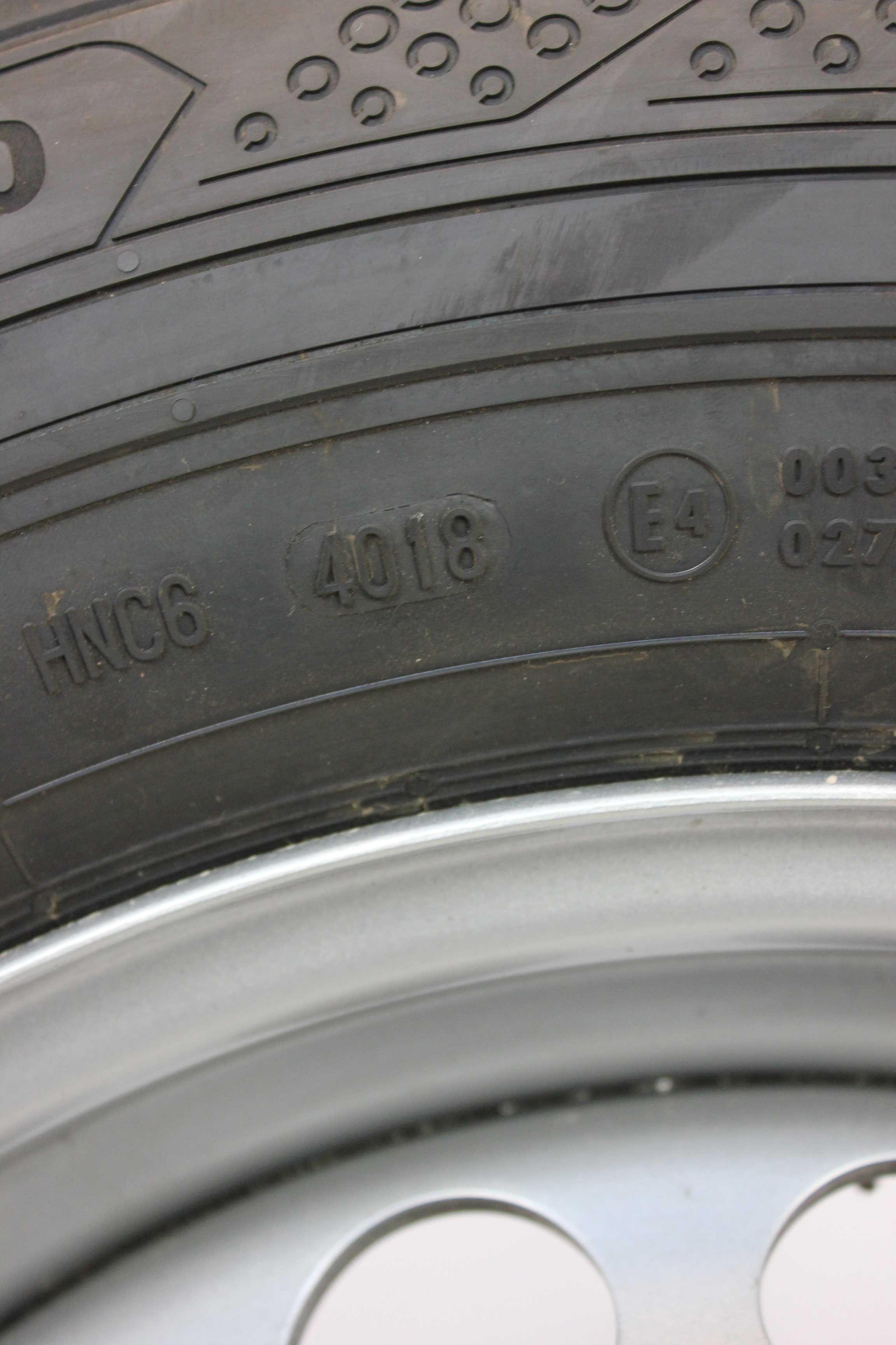 Sommerkomplettradsatz-Volkswagen-2N0-Crafter-Stahlfelge-16Zoll-2N0601027L-Sommerreifen-Continental-ContiVanContact200-205-75-R16C-113-111R-14_(1)