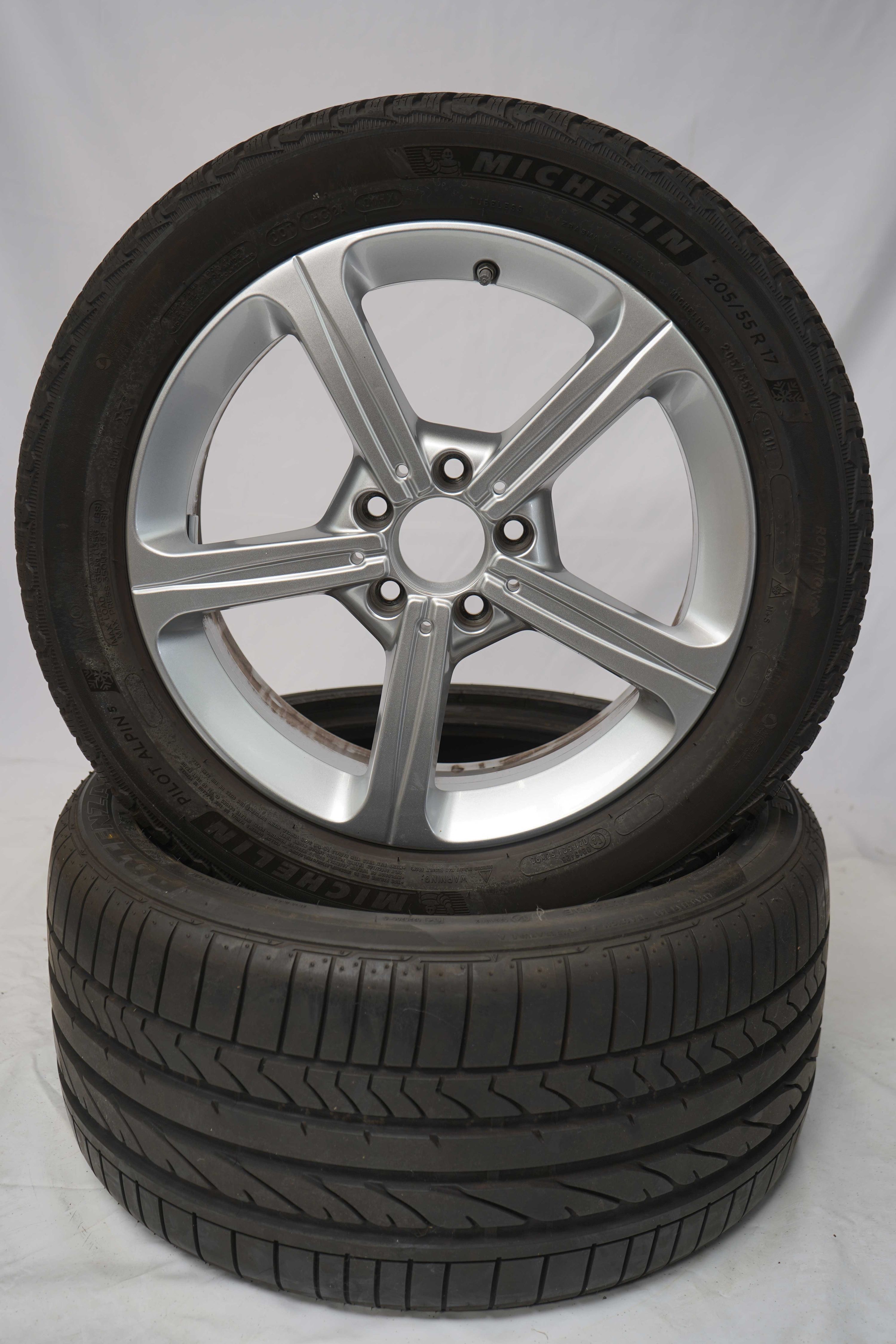 Winterkomplettradsatz-gebraucht-Mercedes-Benz-A177-A-Klasse-A1774011200-4