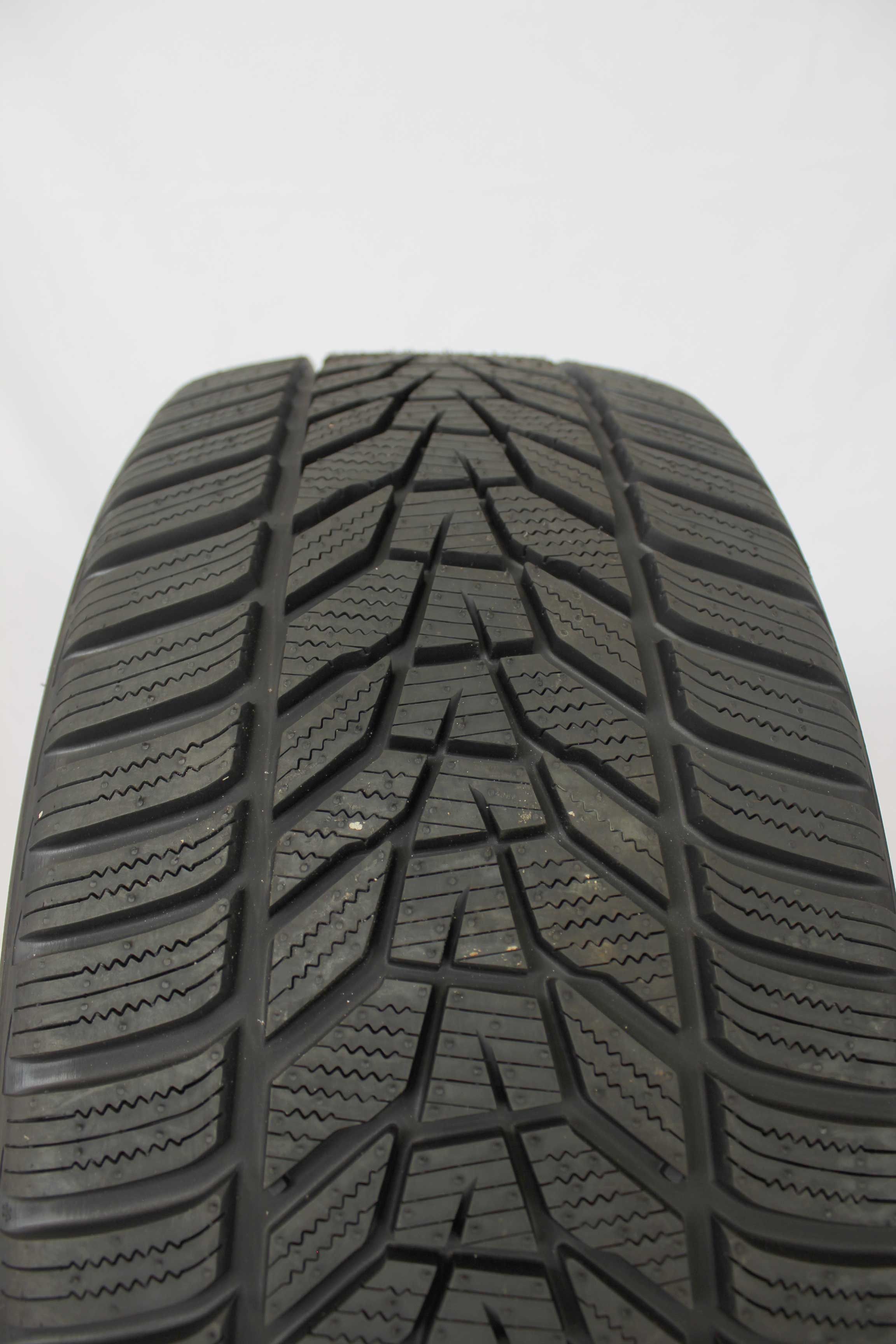 Sommerreifen hankook winter iceptevo3 w330 245 45 r18 100v xl 5 (2)
