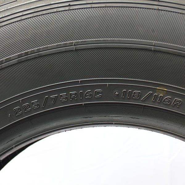 Neuwertiger winterreifen falken eurowintervan01 rosier online shop 03 (1)