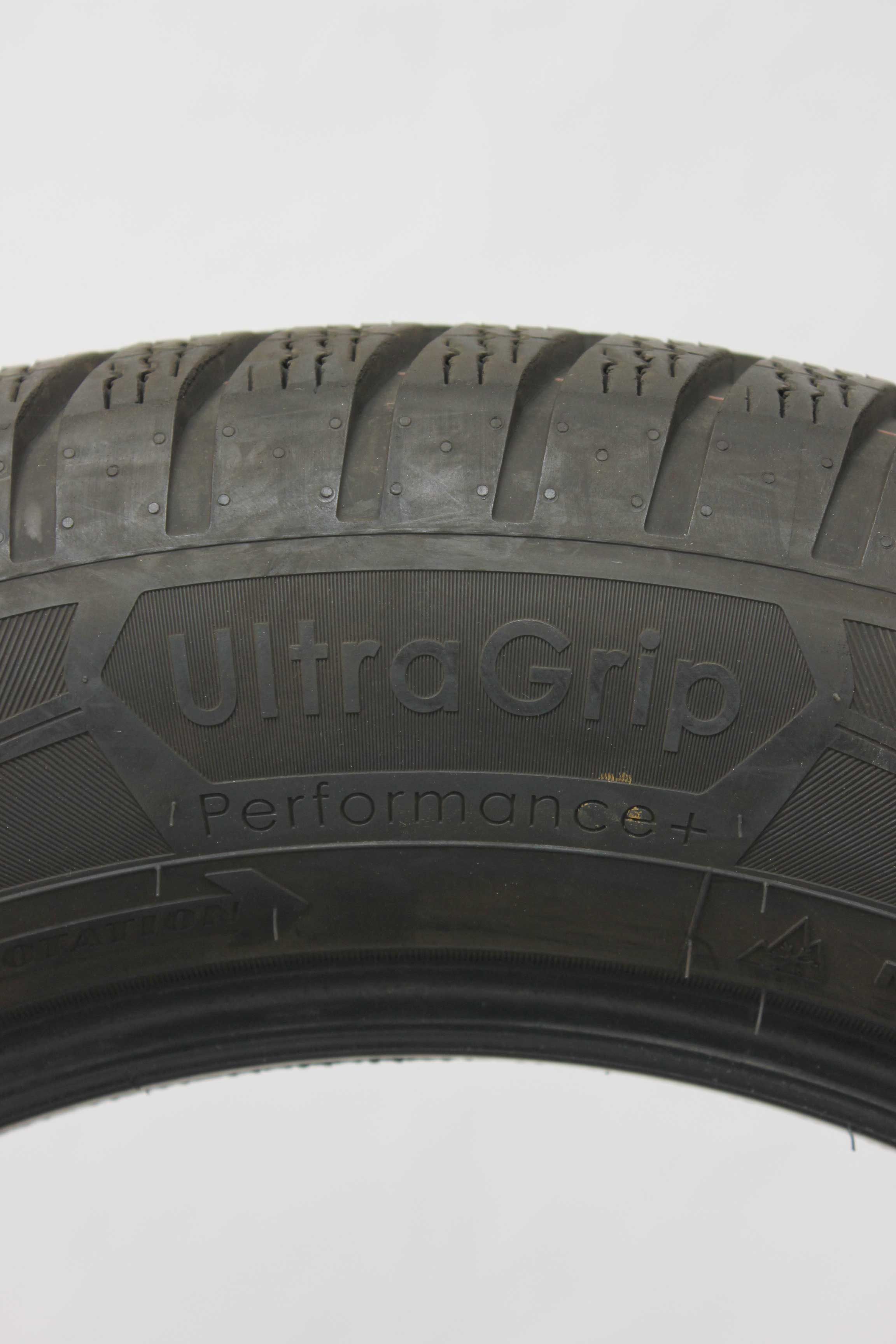 Winterreifen-Goodyear-UltraGripPerformance-245-55-R17-106H-XL-2 Winterreifen-Goodyear-UltraGripPerformance-245-55-R17-106H-XL-2
