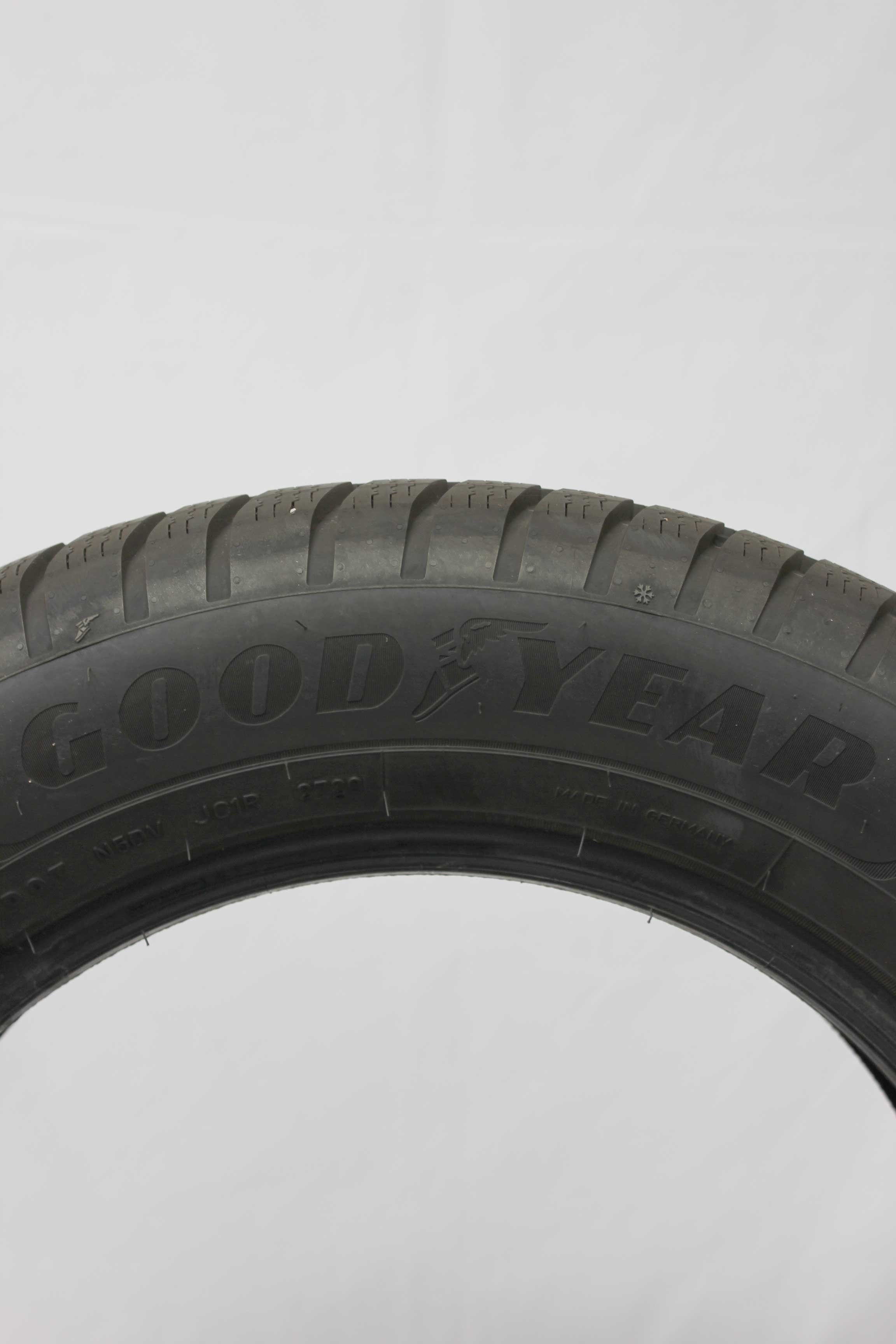 Winterreifen goodyear ultragripperformance 245 55 r17 106h xl 1 (3)