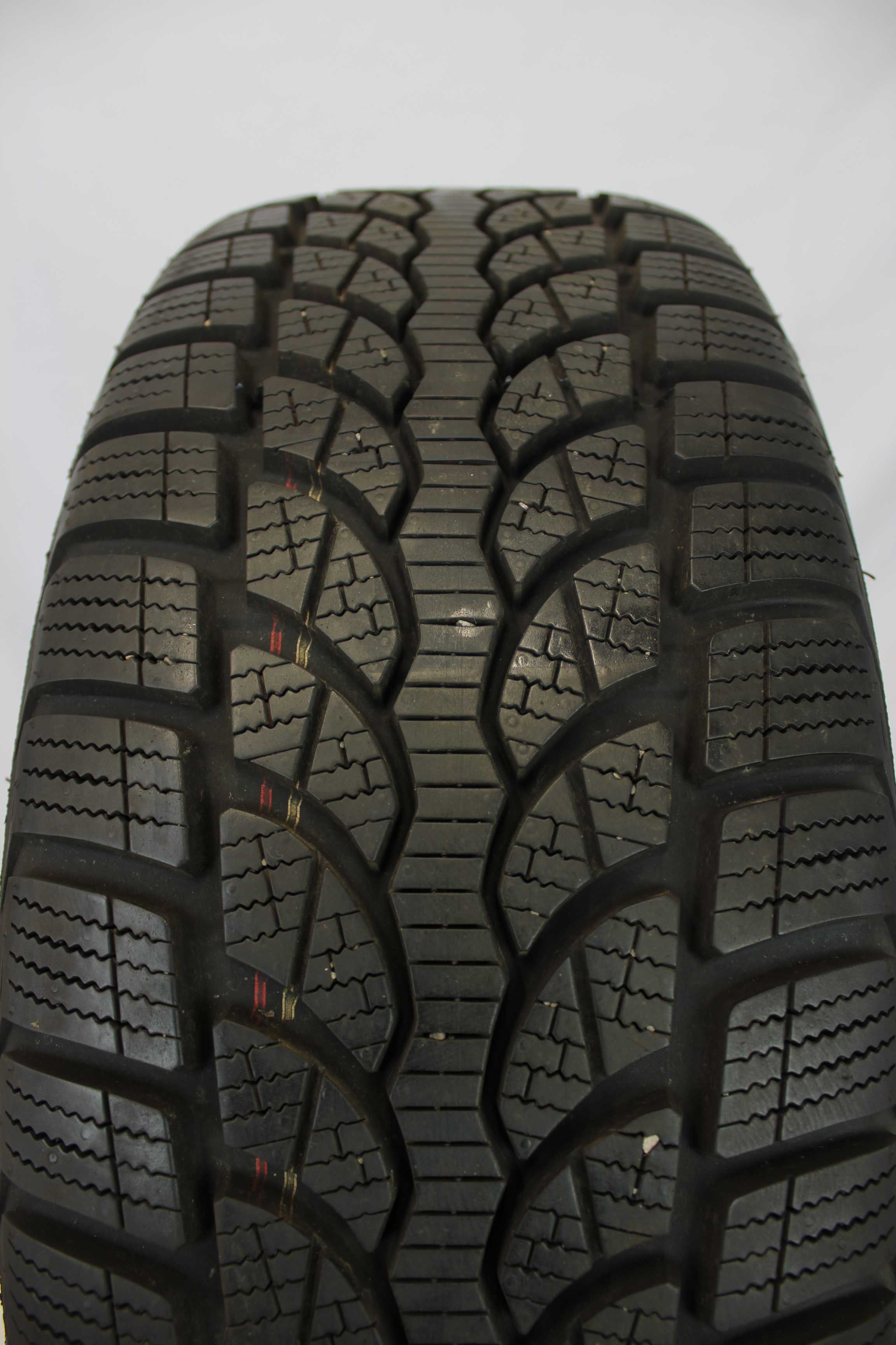 Winterkomplettradsatz-Audi-8X-A1-Alufelge-16Zoll-8X0601025A-Winterreifen-Bridgestone-Blizzak-LM32-195-50-R16-88H-9 Winterkomplettradsatz-Audi-8X-A1-Alufelge-16Zoll-8X0601025A-Winterreifen-Bridgestone-Blizzak-LM32-195-50-R16-88H-9