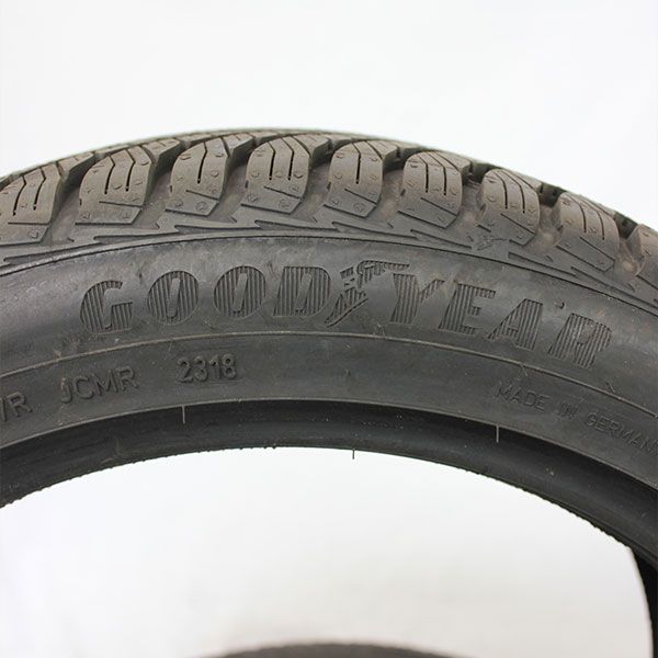 Gebrauchter-Ganzjahresreifen-Goodyear-Vector4SeasonsGen2-Rosier-Online-Shop-01 Gebrauchter-Ganzjahresreifen-Goodyear-Vector4SeasonsGen2-Rosier-Online-Shop-01