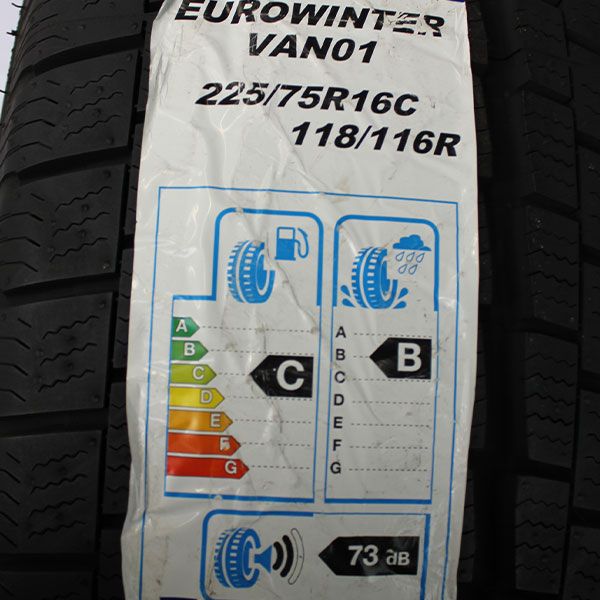 Neuwertiger winterreifen falken eurowintervan01 rosier online shop 06 (1)