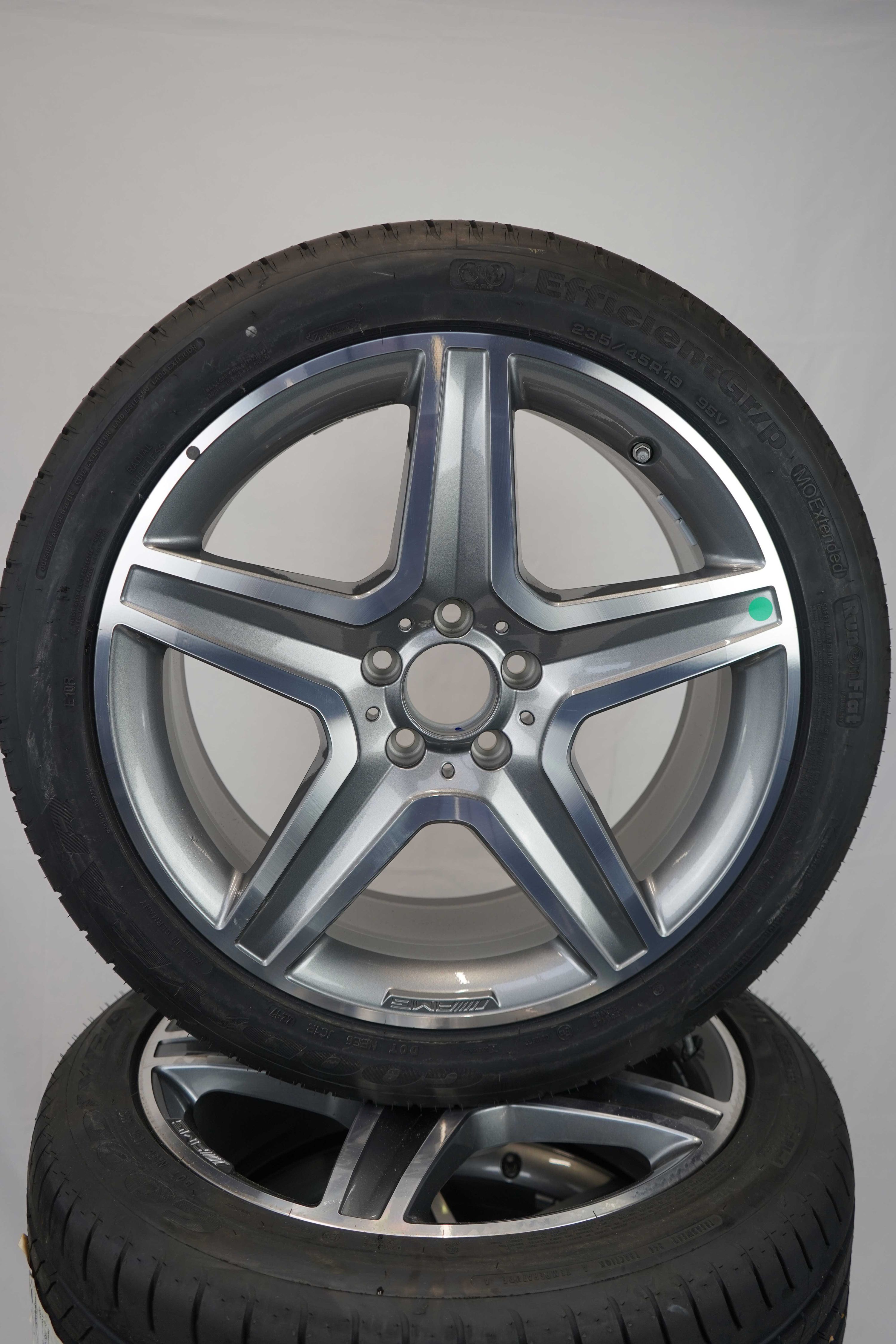 Sommerkomplettradsatz mercedes benz gla a156 sommerreifen goodyear efficientgripmoe 235 45 r19 95v 1 (1)