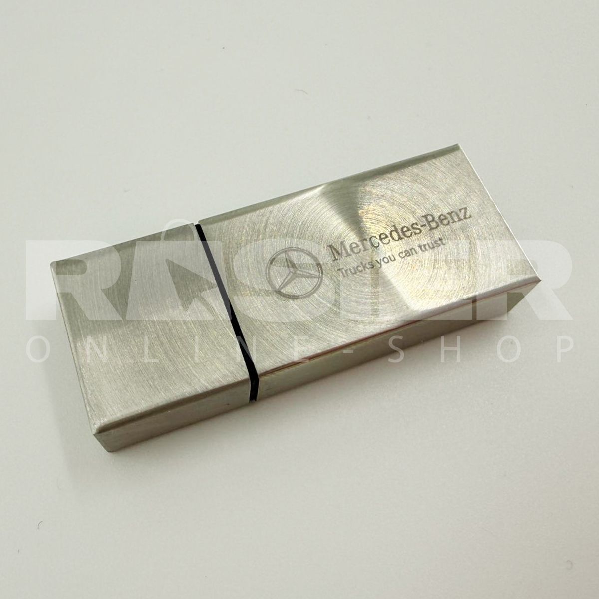 MBT0009_mercedes-benz_trucks_usb-stick_rosier-onlineshop1