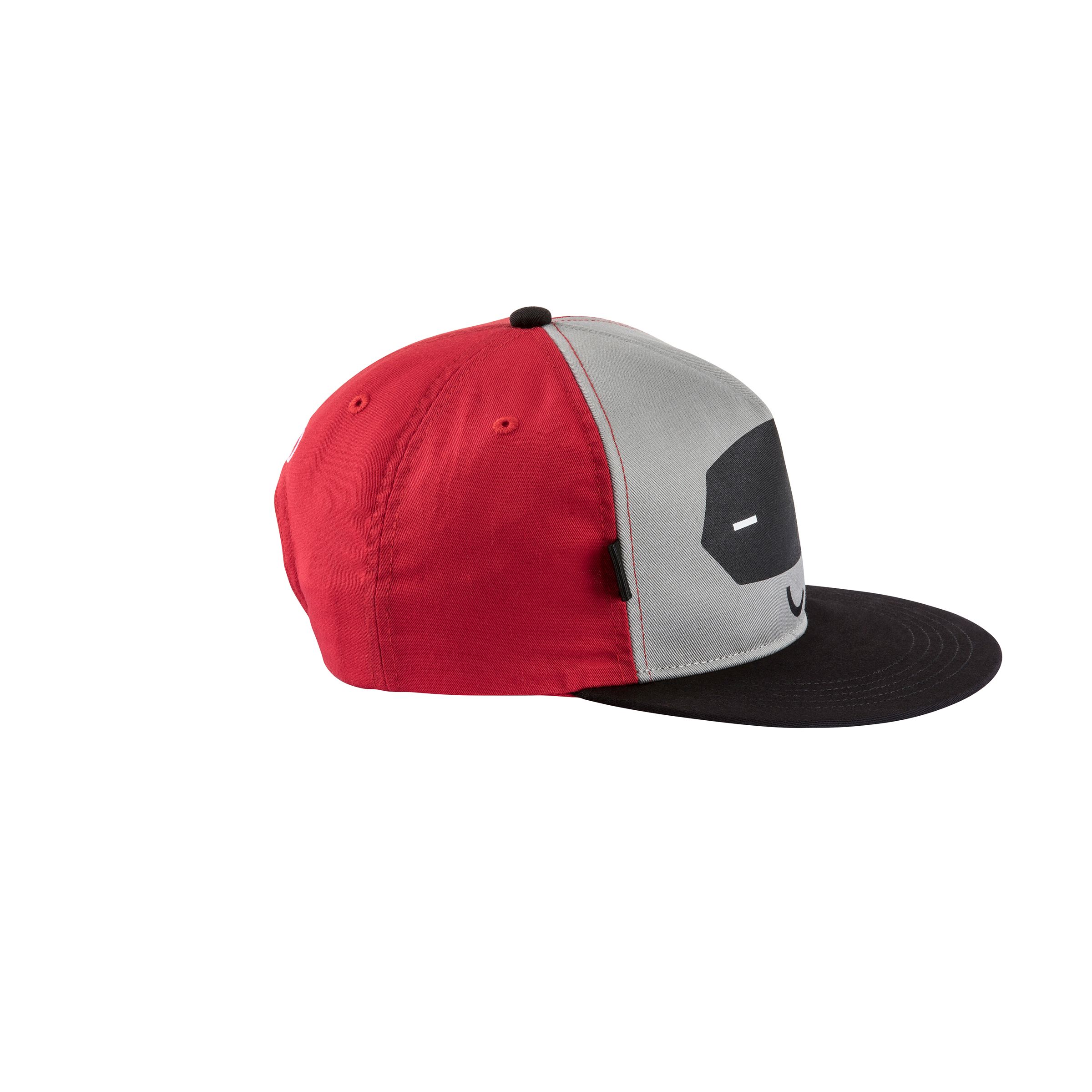 3202000700_audi_kinderkappe_ADUI_grau_rot_rosier-onlineshop5