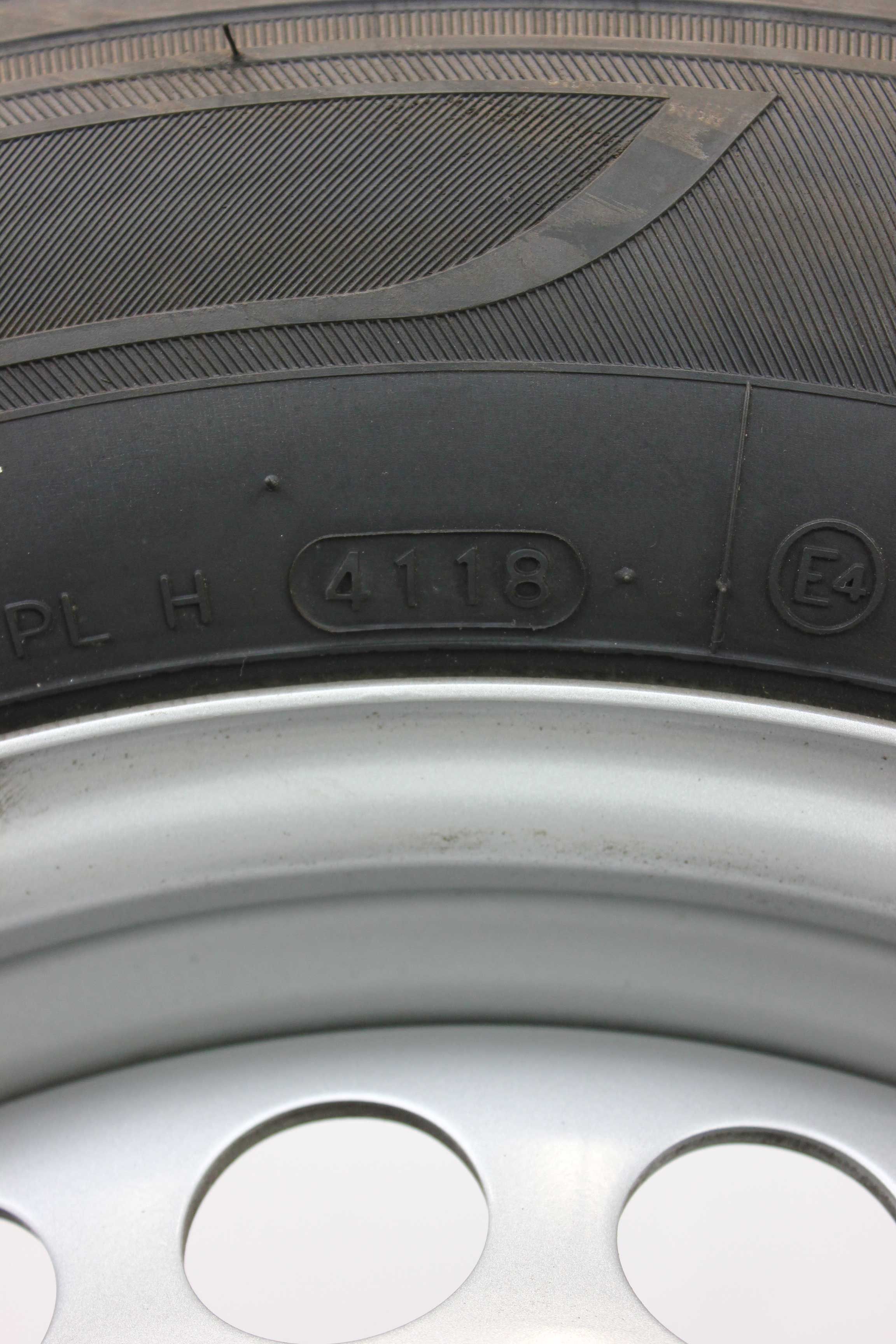 Sommerkomplettradsatz-Volkswagen-7H0-T5-Stahlfelge-16Zoll-7H0601027D-Sommerreifen-Hankook-RadialRA28E-205-65-R16C-107-105T-9