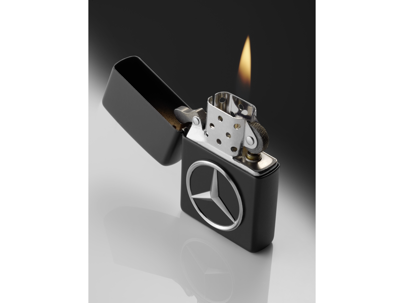 B66953357_mercedes-benz_feuerzeug_zippo_schwarz_rosier_onlineshop2