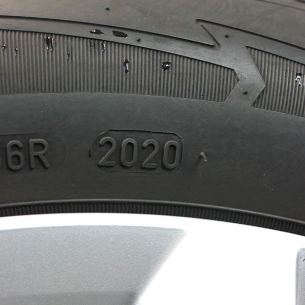 Gebrauchter-Winterkomplettradsatz-VW-Golf8-Rosier-Online-Shop-18 Gebrauchter-Winterkomplettradsatz-VW-Golf8-Rosier-Online-Shop-18