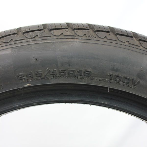 Gebrauchter winterreifen goodyear ultragrip8performance rosier online shop 03 (2)