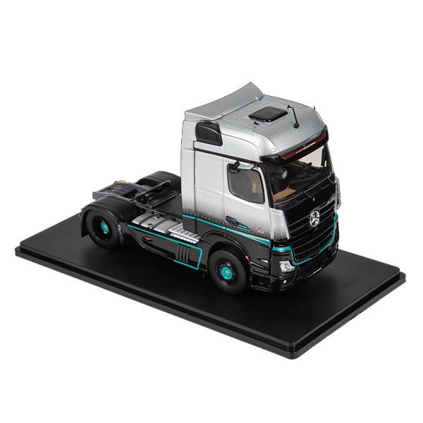 MBTL0076_mercedes-benz_trucks_actros_rennwagen_modellauto_rosier-onlineshop5