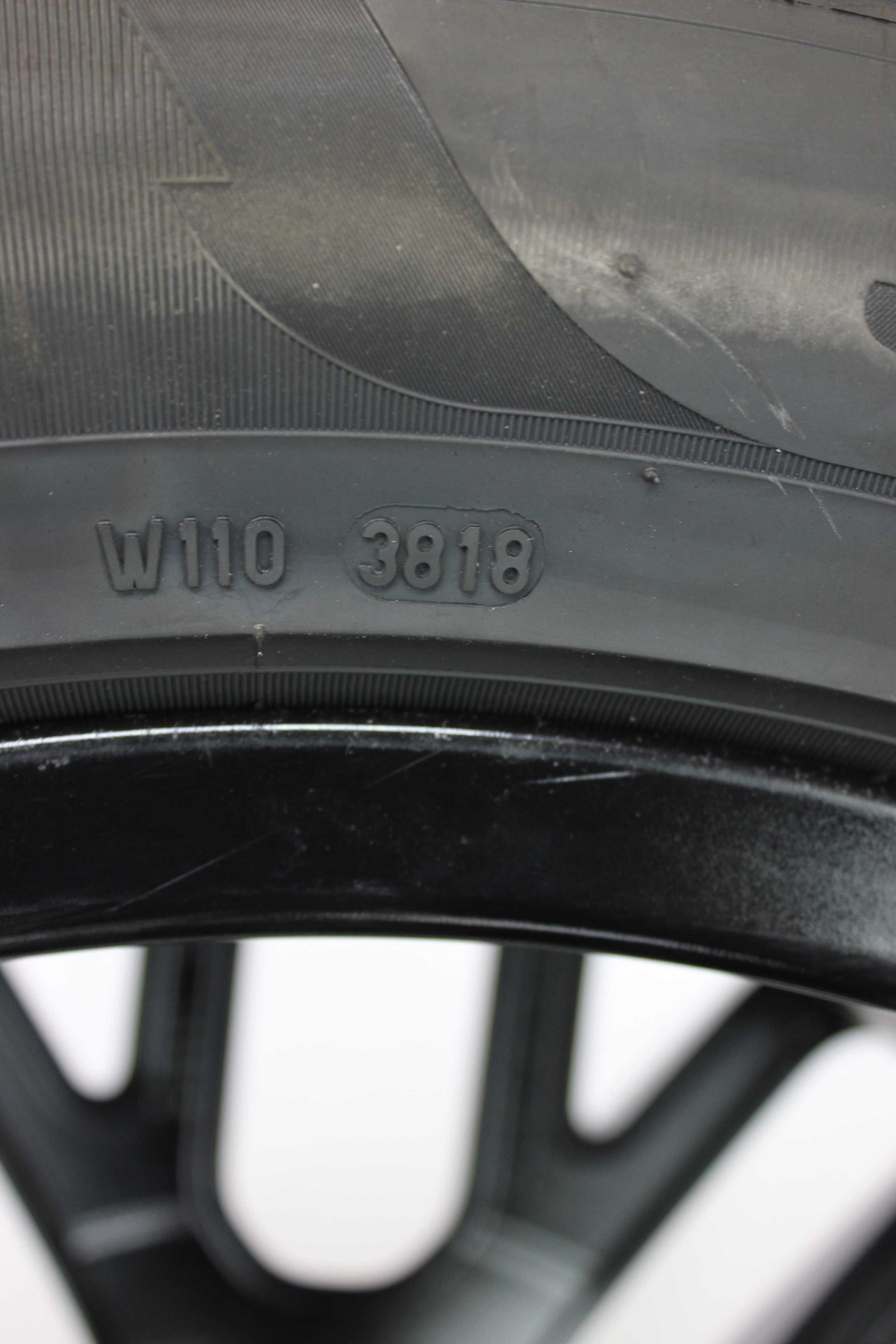 Winterkomplettradsatz-Mercedes-Benz-GLE-Alufelge-19Zoll-A1674012100-Winterreifen-Pirelli-ScorpionWinter-255-50-R19-107V-5