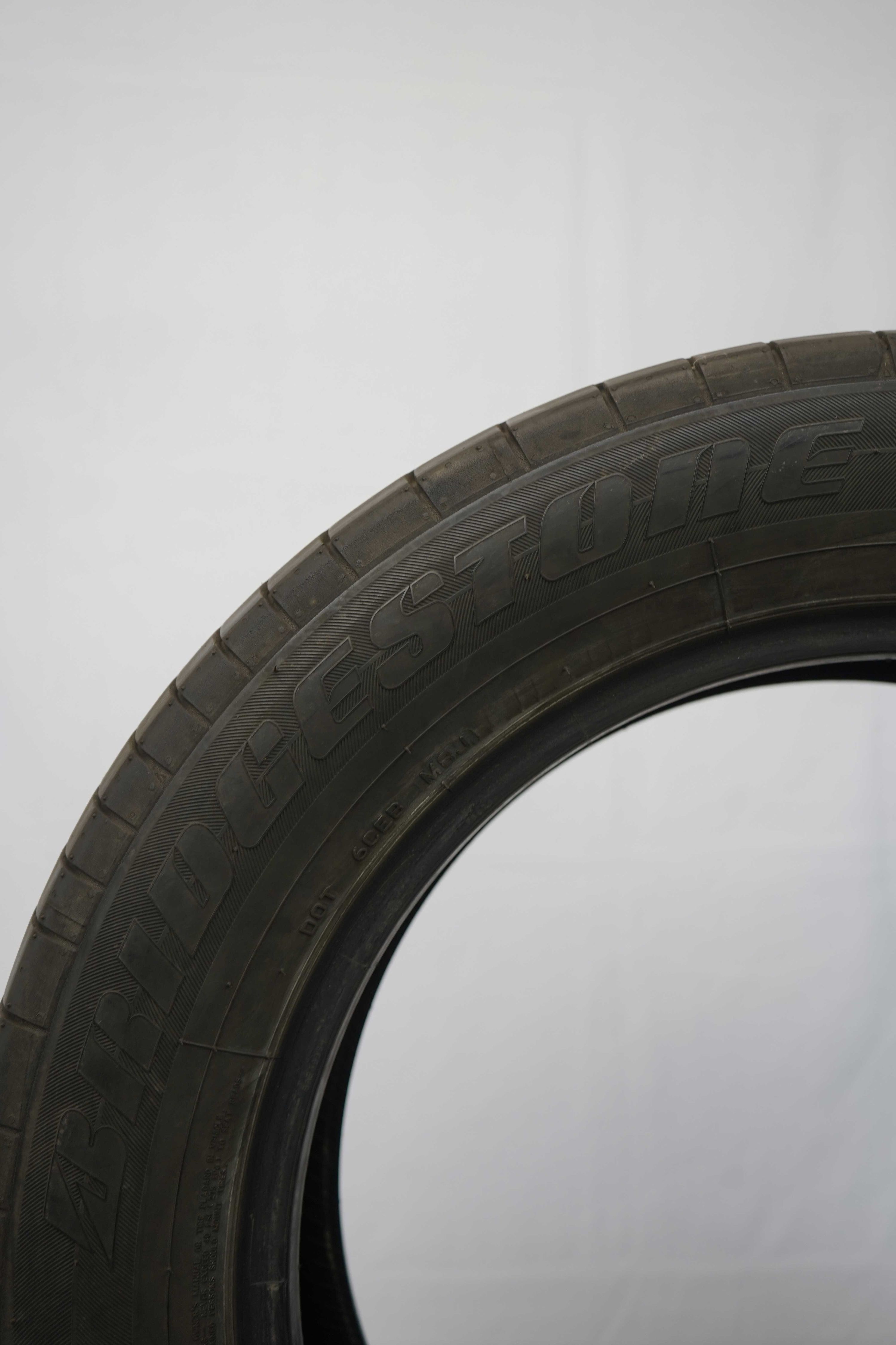 Sommerreifen-Bridgestone-DuelerHP-Sport-255-55-R19-111H-1_(3)