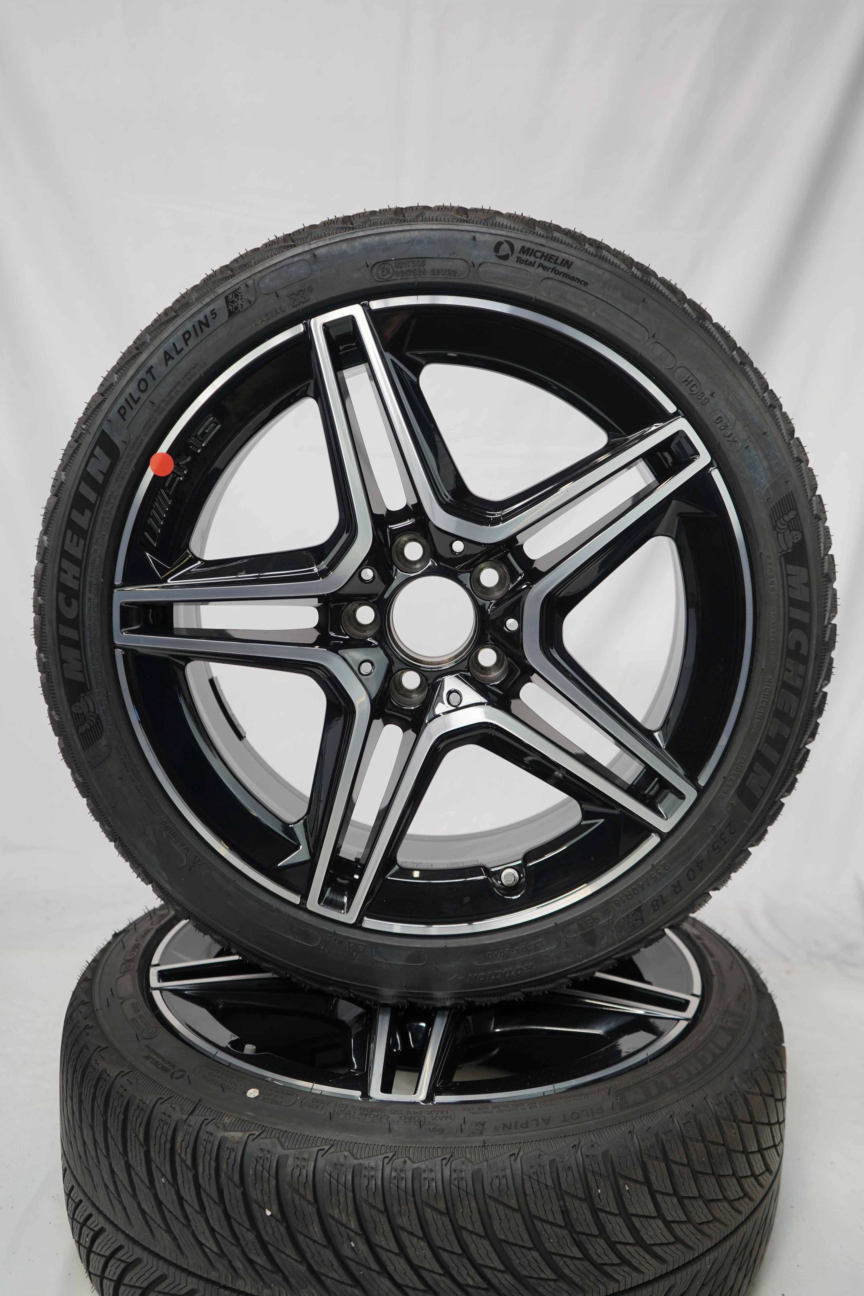 Winterkomplettradsatz-Mercedes-Benz-A177-A-35-AMG-A1774014000-Michelin-7