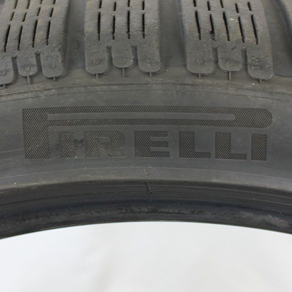 Gebrauchter-Winterreifen-Pirelli-PZEROWinter-Rosier-Online-Shop-01_(1)