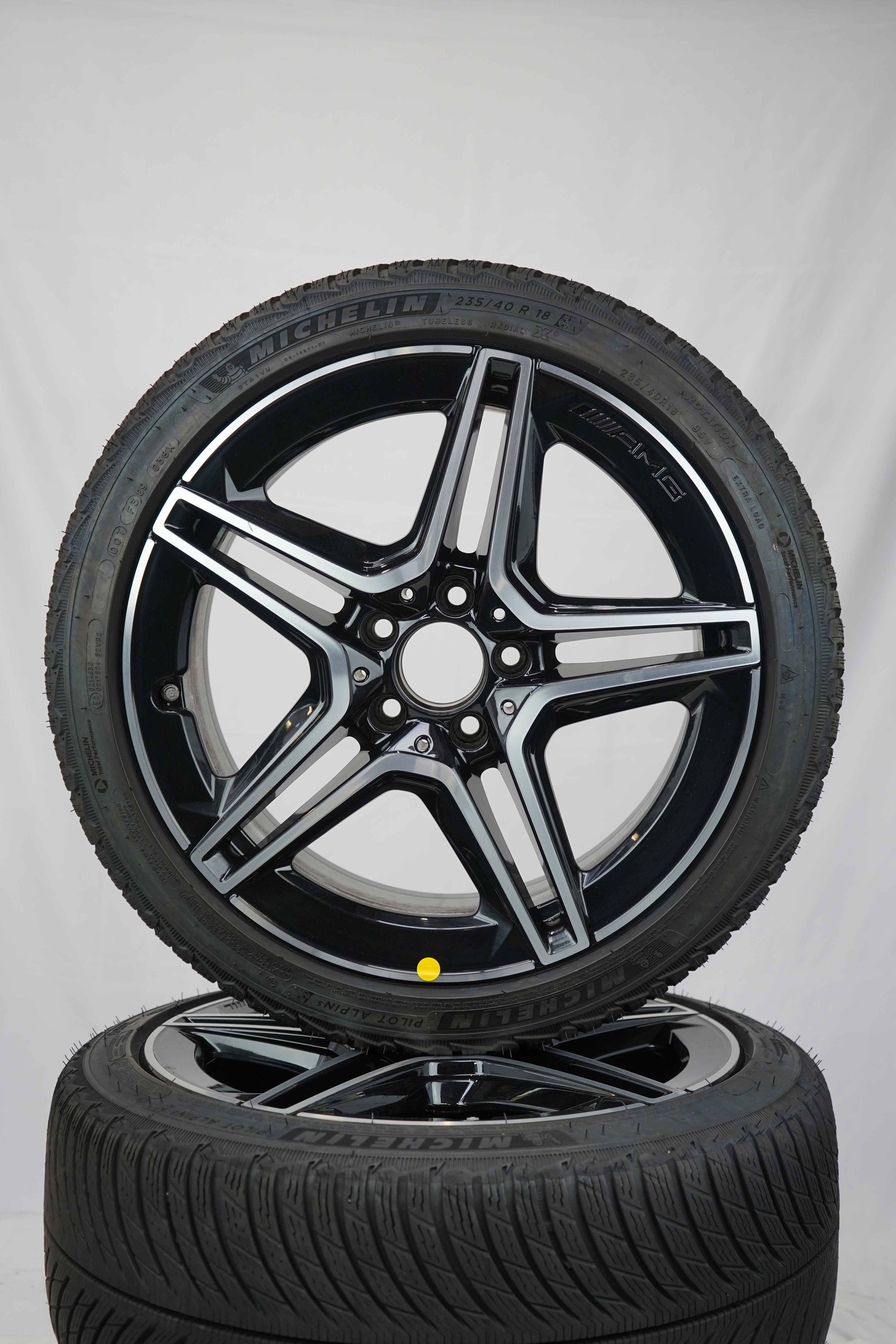 Winterkomplettradsatz-Mercedes-Benz-A177-A-Klasse-A35-AMG-A1774014000-AMG-18-Zoll-Michelin-gebraucht-5 Winterkomplettradsatz-Mercedes-Benz-A177-A-Klasse-A35-AMG-A1774014000-AMG-18-Zoll-Michelin-gebraucht-5