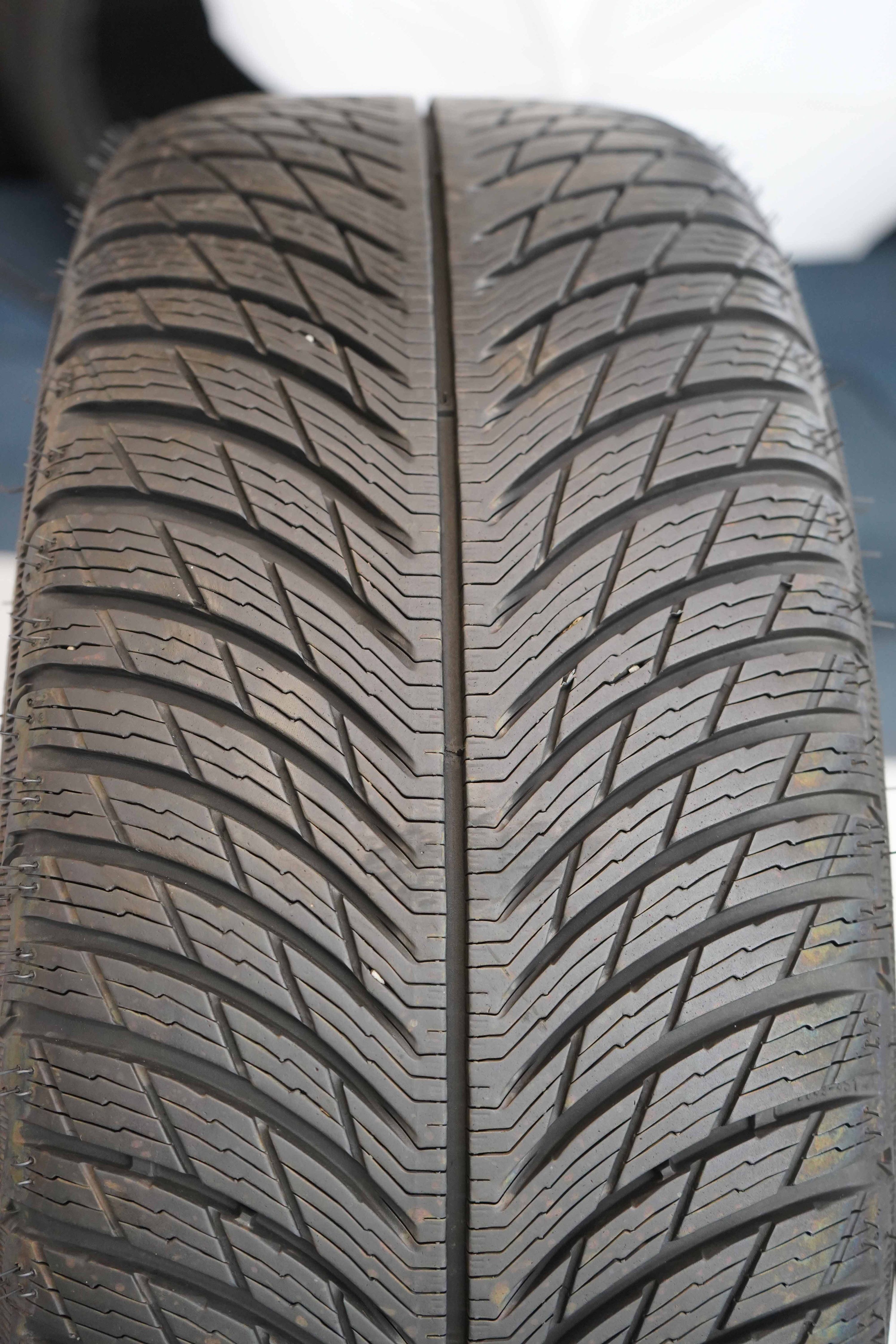 Winterkomplettradsatz-Mercedes-Benz-A177-A-Klasse-A35-AMG-A1774014000-AMG-18-Zoll-Michelin-gebraucht-14 Winterkomplettradsatz-Mercedes-Benz-A177-A-Klasse-A35-AMG-A1774014000-AMG-18-Zoll-Michelin-gebraucht-14