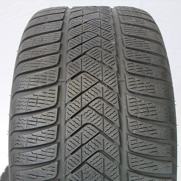 Gebrauchter-Winterkomplettradsatz-Mercedes-AMG-A213-Rosier-Online-Shop-26_(3)