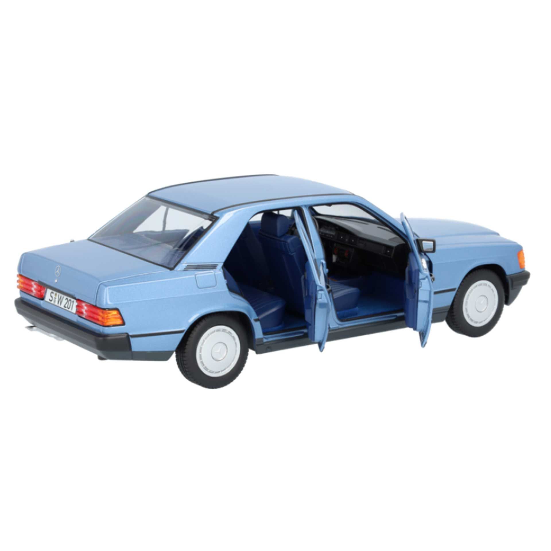 B66040661_mercedes-benz_190e_w201_modellauto_blau_1zu18_rosier-onlineshop2