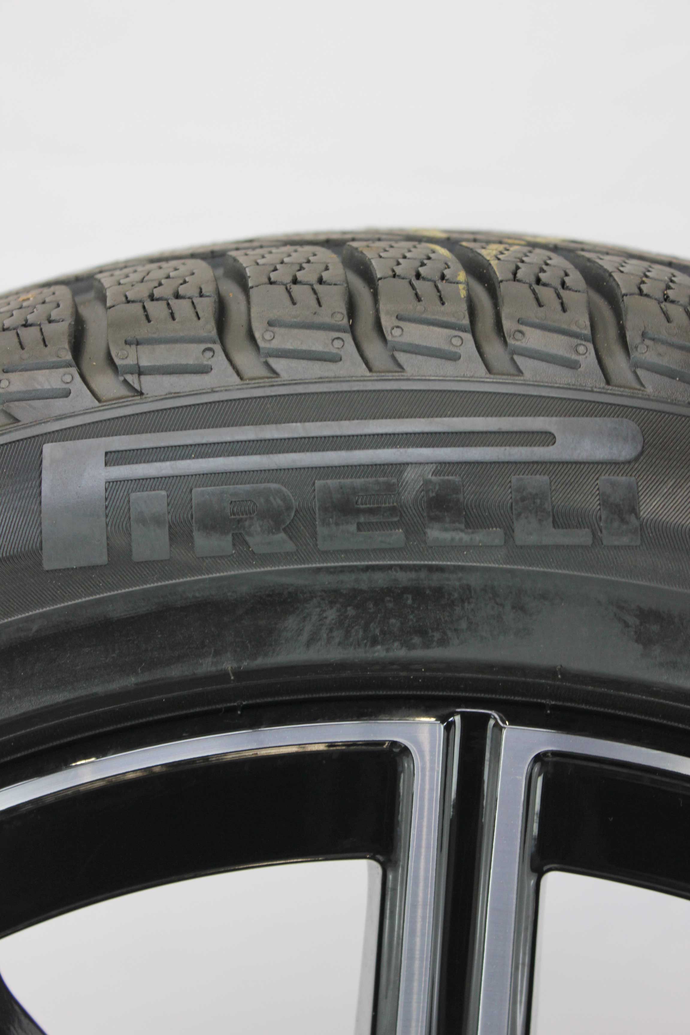Winterkomplettradsatz-Mercedes-Benz-S-Klasse-A223-Alufelge-19Zoll-A2234014700-Winterreifen-Pirelli-WinterSottozero3MO-255-45-R19-104V-XL-2