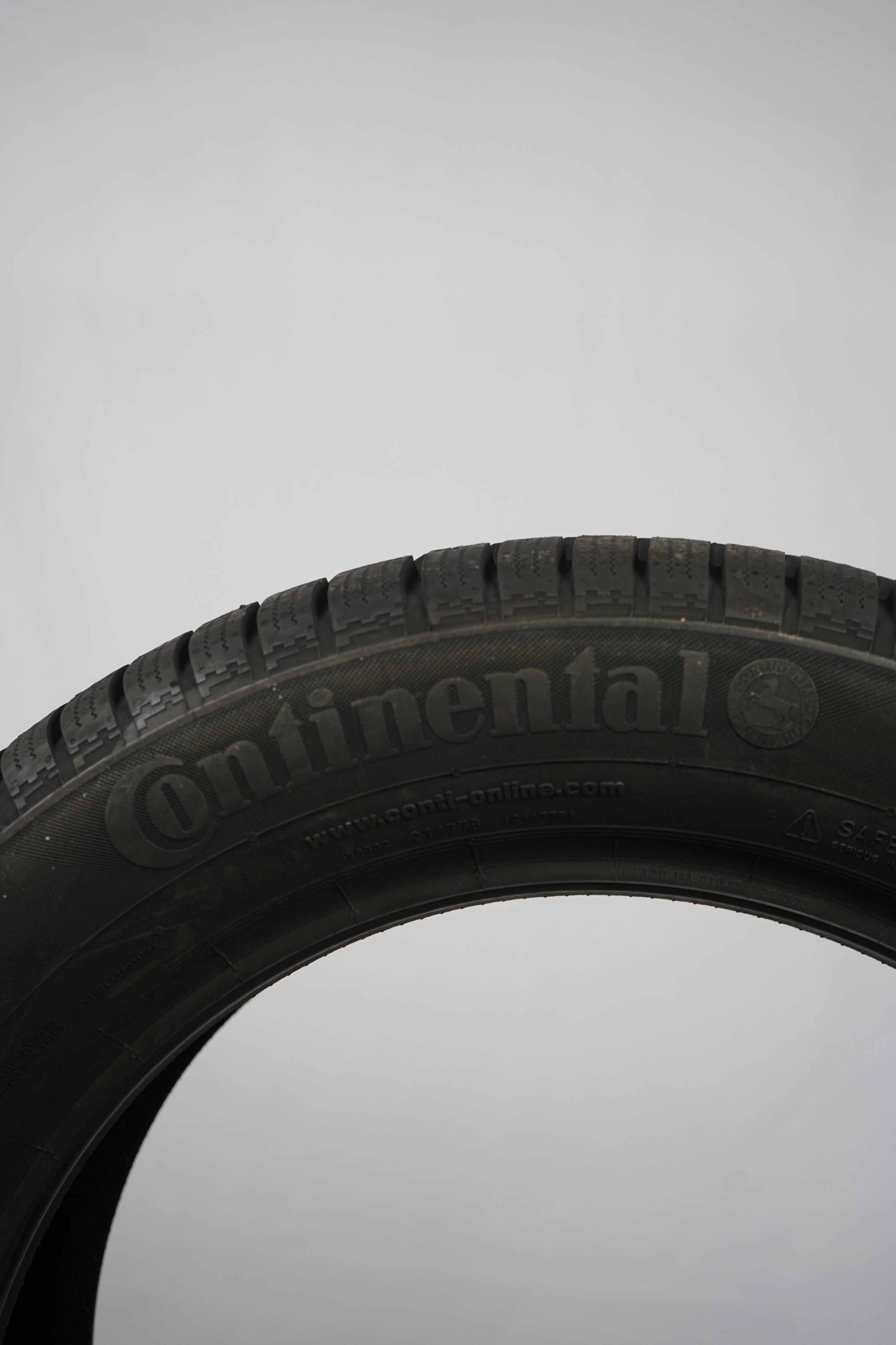 Winterreifen-Continental-ContiWinterContactTS830P-225-55-R17-101V-1_(1)