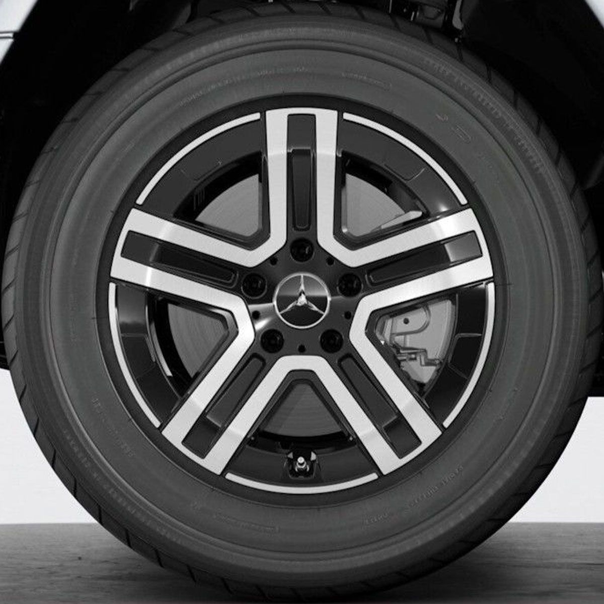 Q440303910000_mercedes-benz_5-speichen-rad_rosier_online-shop2