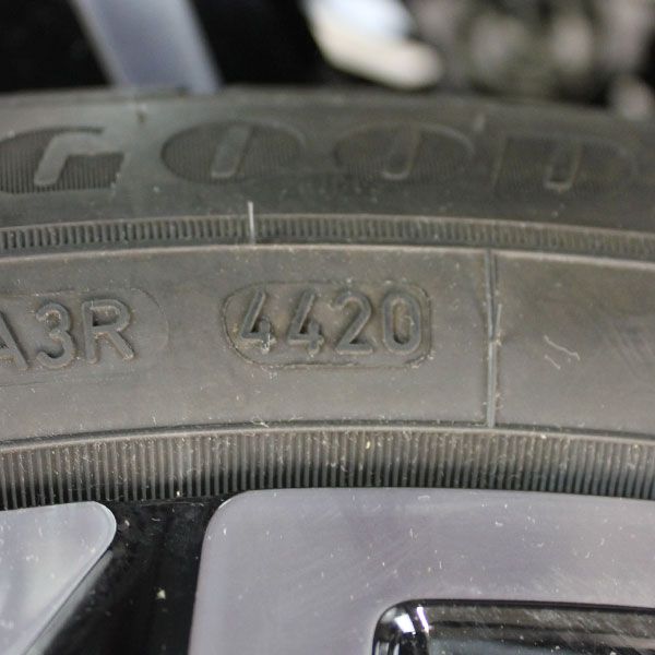 Gebrauchter winterkomplettradsatz vw id3 rosier online shop 11 (1) Gebrauchter winterkomplettradsatz vw id3 rosier online shop 11 (1)