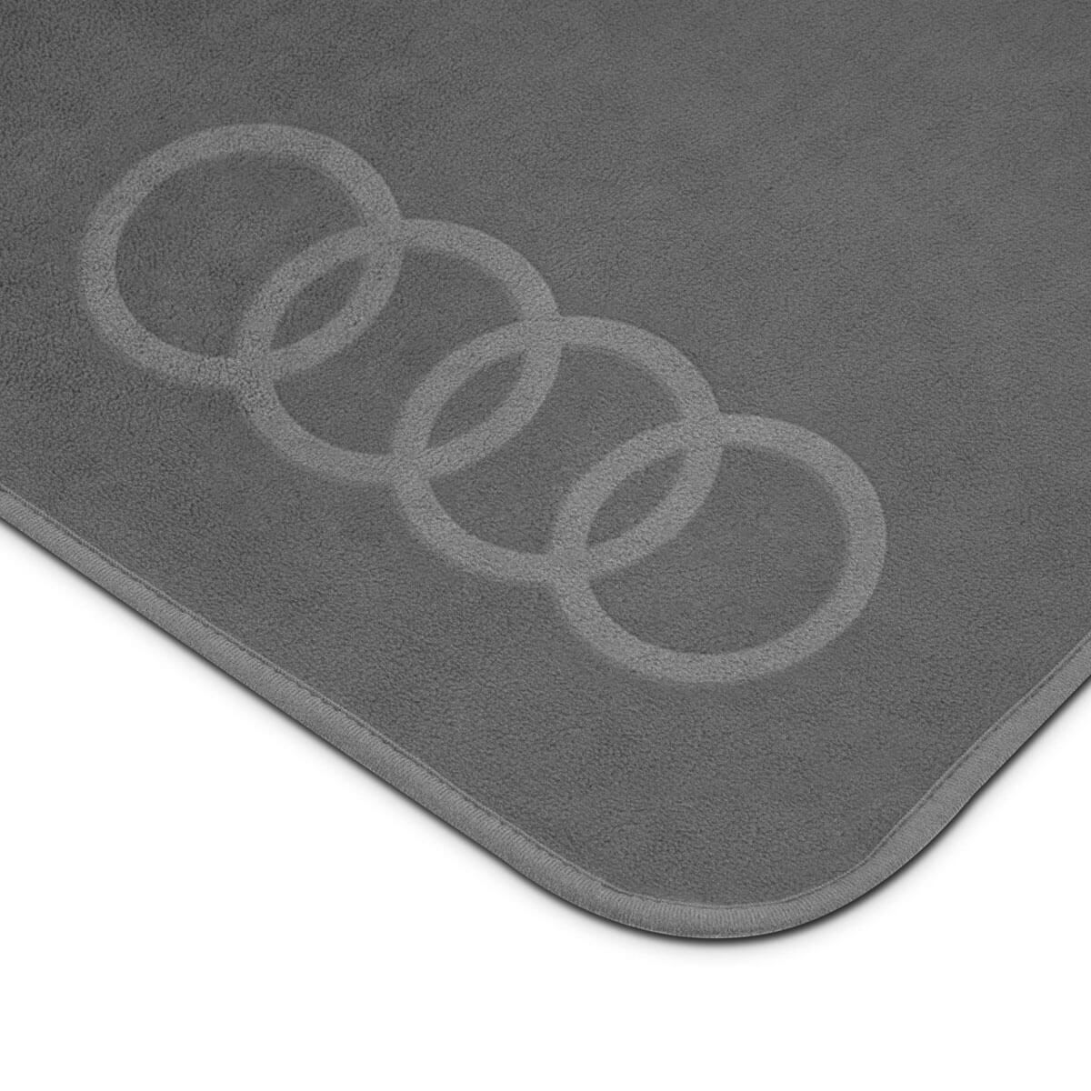 3292500800_audi_fleecedecke-grau_rosier-onlineshop3