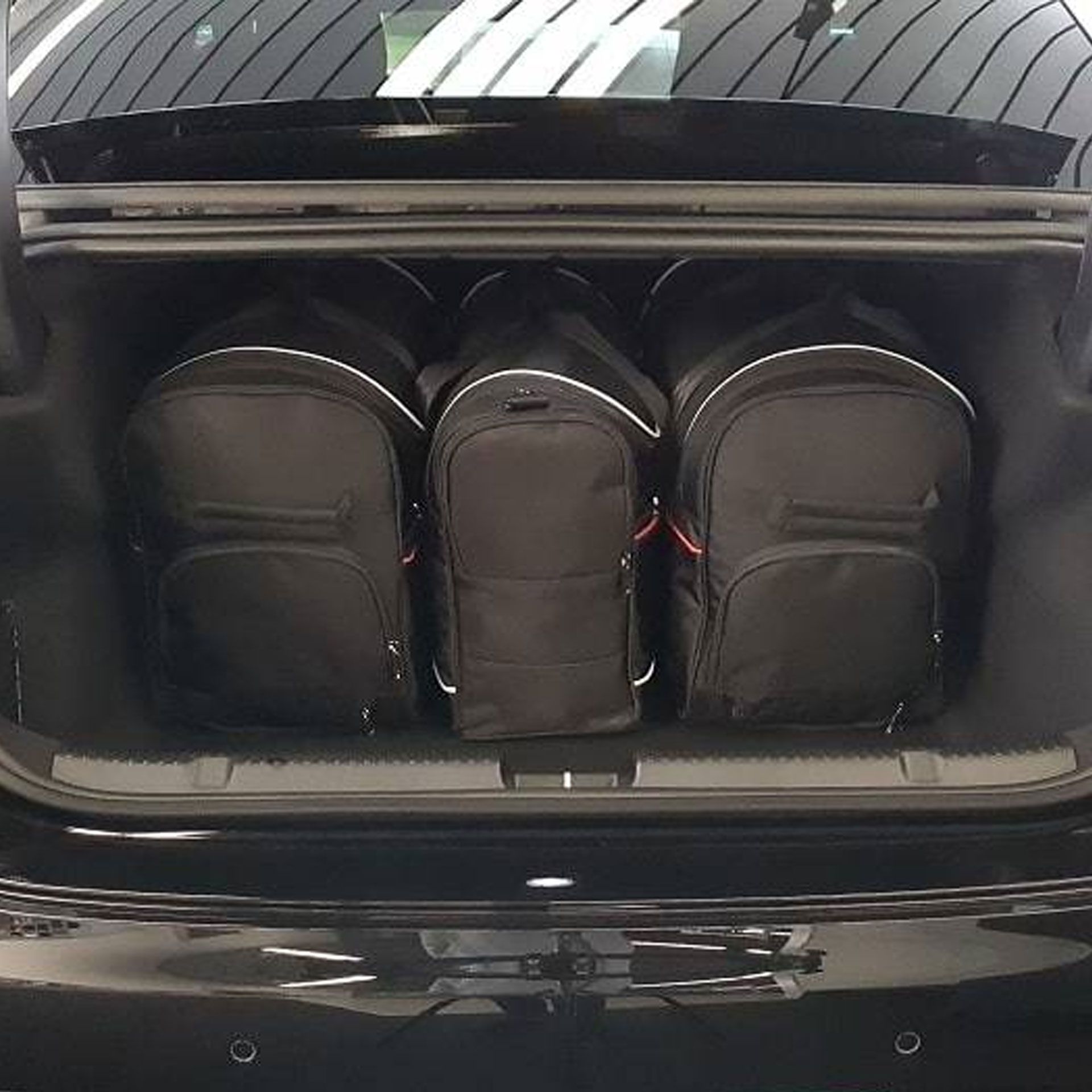 7027078 kjust taschen set mercedes benz eqe 2022+ rosier onlineshop3 7027078 kjust taschen set mercedes benz eqe 2022+ rosier onlineshop3