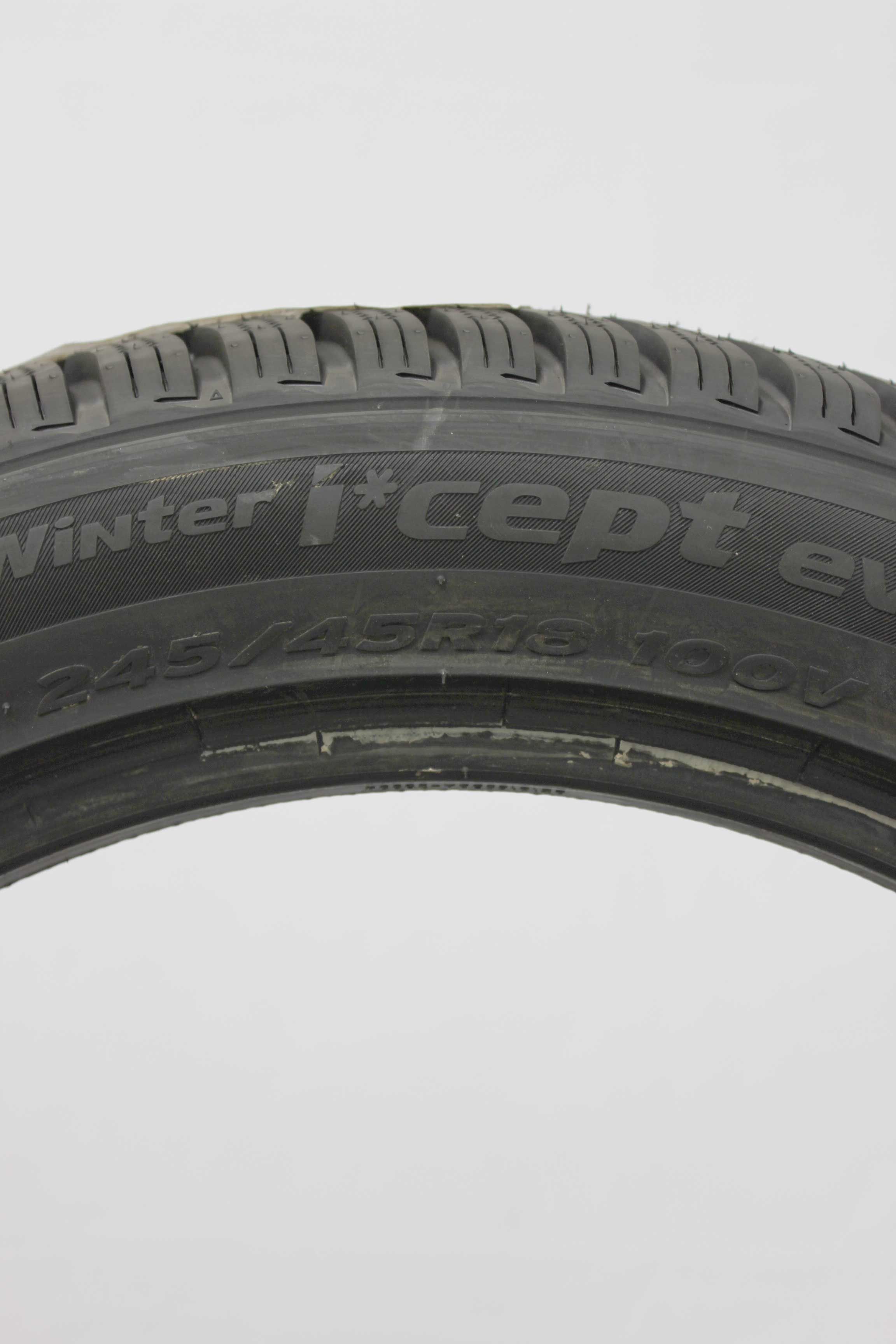 Sommerreifen-Hankook-Winter-iceptevo3-W330-245-45-R18-100V-XL-3_(1)