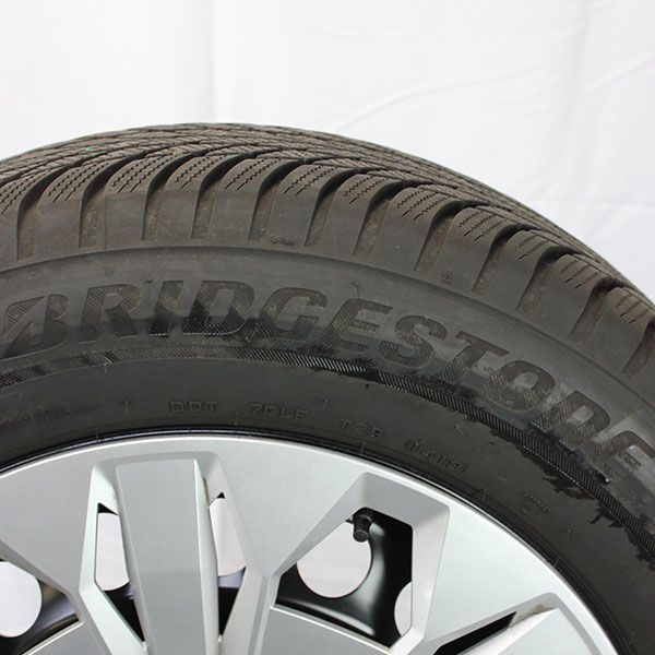 Gebrauchter-Winterkomplettradsatz-Audi-Q3-Rosier-Online-Shop-02 Gebrauchter-Winterkomplettradsatz-Audi-Q3-Rosier-Online-Shop-02
