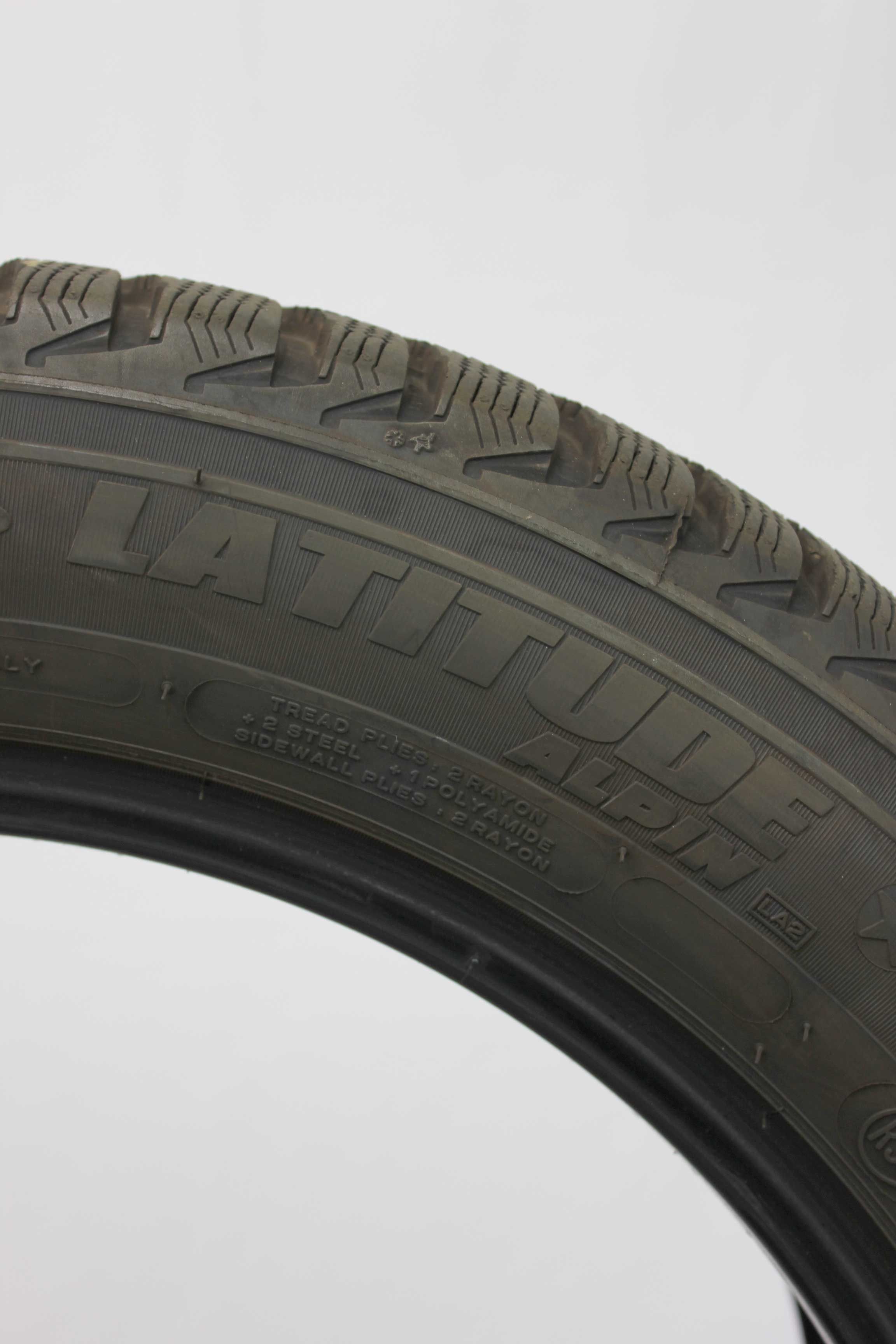 Winterreifen-Michelin-LatitudeAlpinLA2-255-50-R19-107V-XL-2.1_(2)
