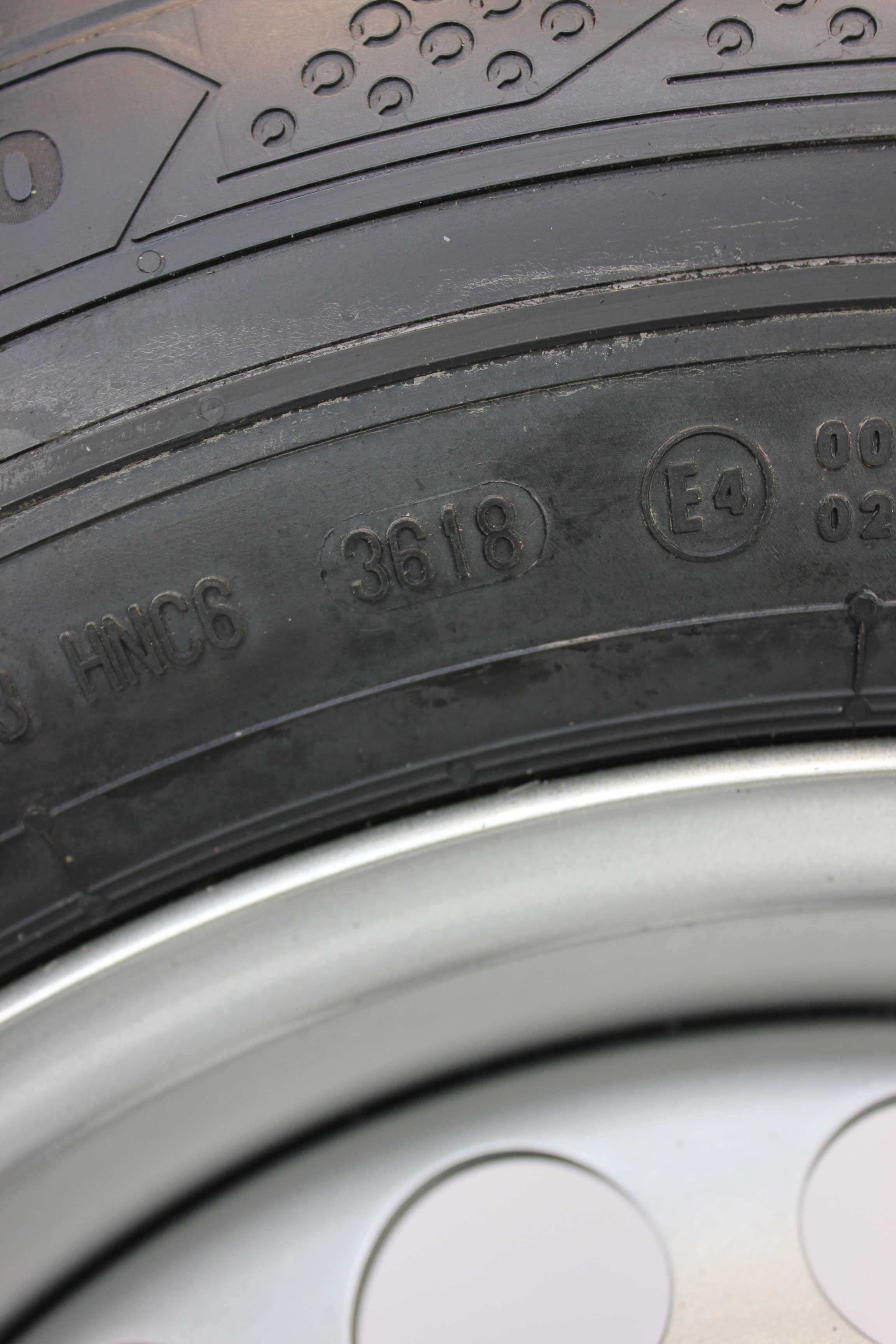 Sommerkomplettradsatz-Volkswagen-2N0-Crafter-Stahlfelge-16Zoll-2N0601027L-Sommerreifen-Continental-ContiVanContact200-205-75-R16C-113-111R-5