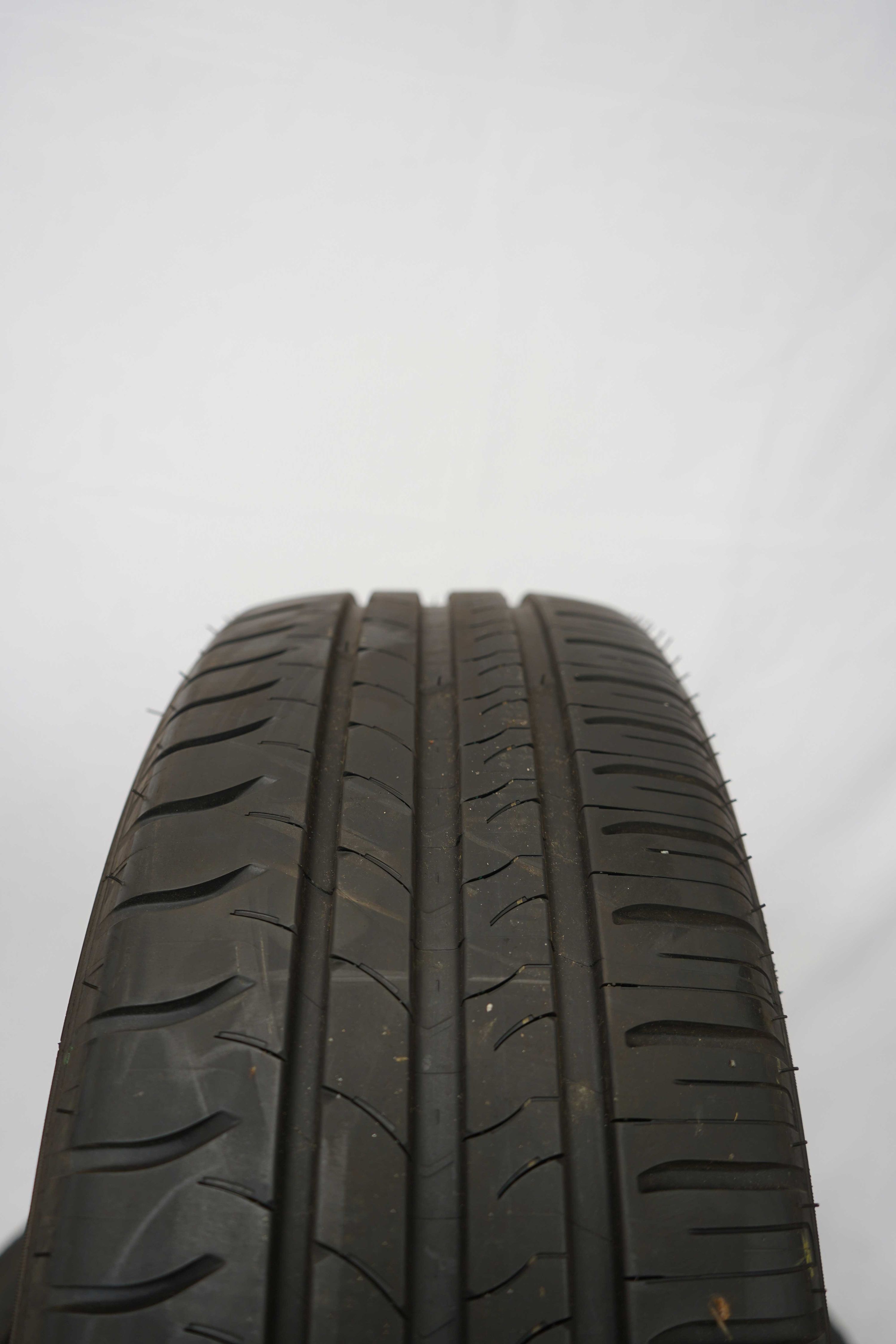 Sommerreifen-Michelin-EnergySaver-205-55-R16-91H-5 Sommerreifen-Michelin-EnergySaver-205-55-R16-91H-5