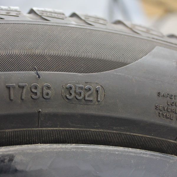 Gebrauchter-Winterkomplettradsatz-Mercedes-Benz-A213-Rosier-Online-Shop-12_(1)