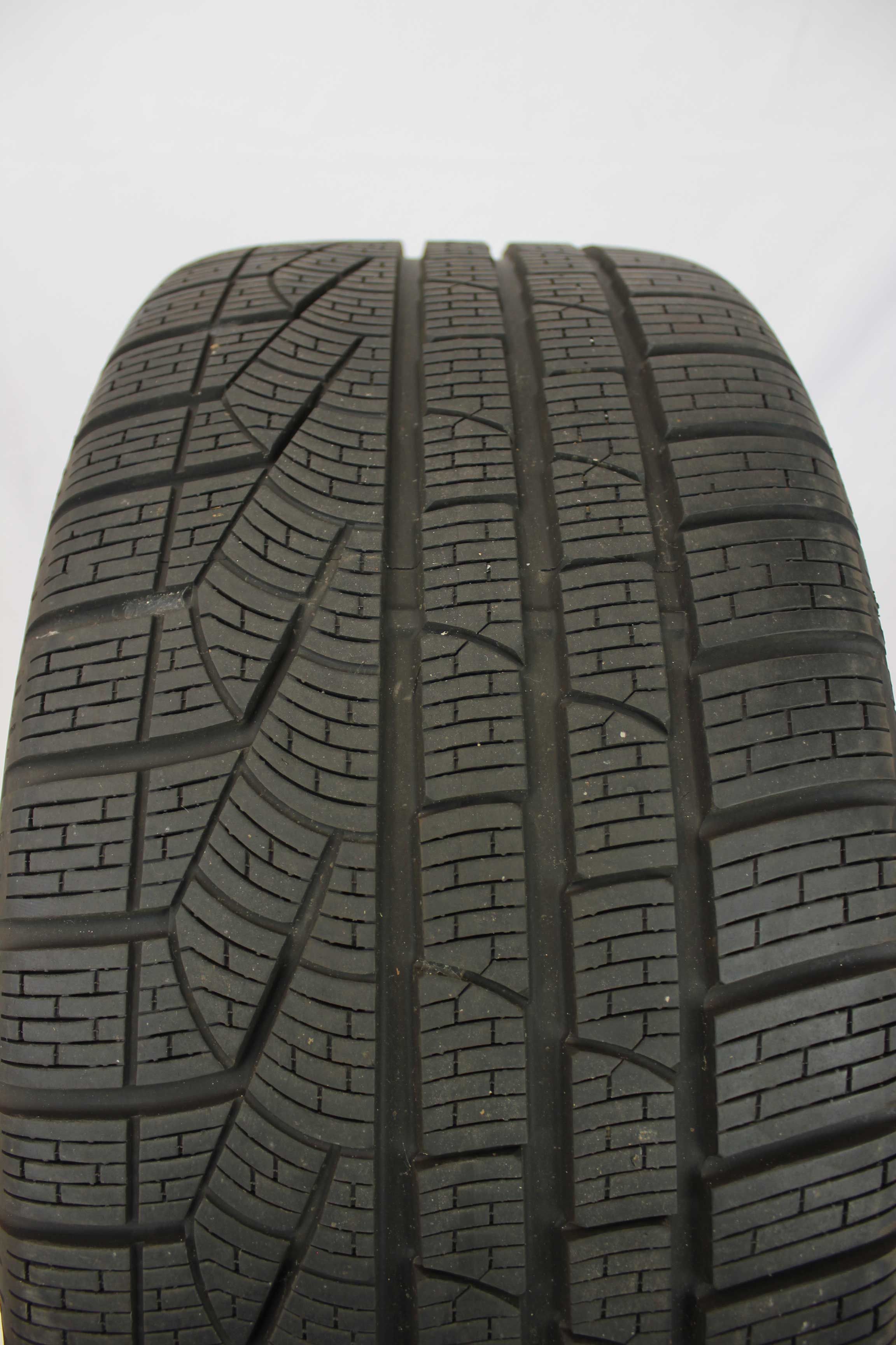 Winterkomplettradsatz-Mercedes-Benz-SL-A231-Alufelge-18Zoll-A2314012902-Winterreifen-Pirelli-SottozeroWinter240-Serie2MO-255-40-R18-99V-XL-12 Winterkomplettradsatz-Mercedes-Benz-SL-A231-Alufelge-18Zoll-A2314012902-Winterreifen-Pirelli-SottozeroWinter240-Serie2MO-255-40-R18-99V-XL-12