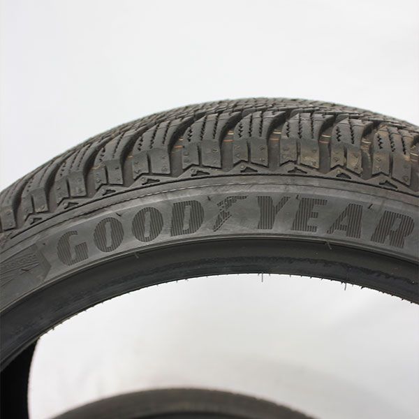 Gebrauchter winterreifen goodyear ultragrip8performance rosier online shop 01 (5)